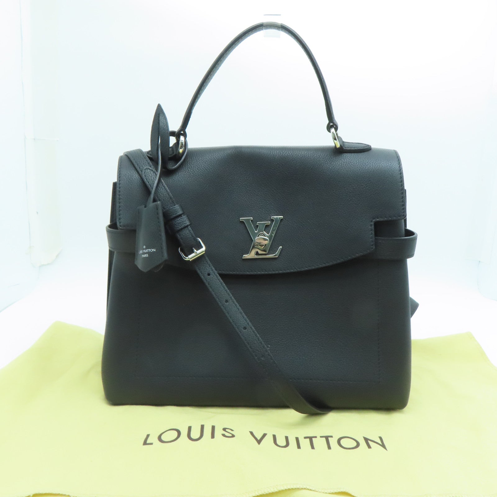 LOUIS VUITTON 牛皮皮革Lockme Ever BB银扣手挽肩背两用袋黑色