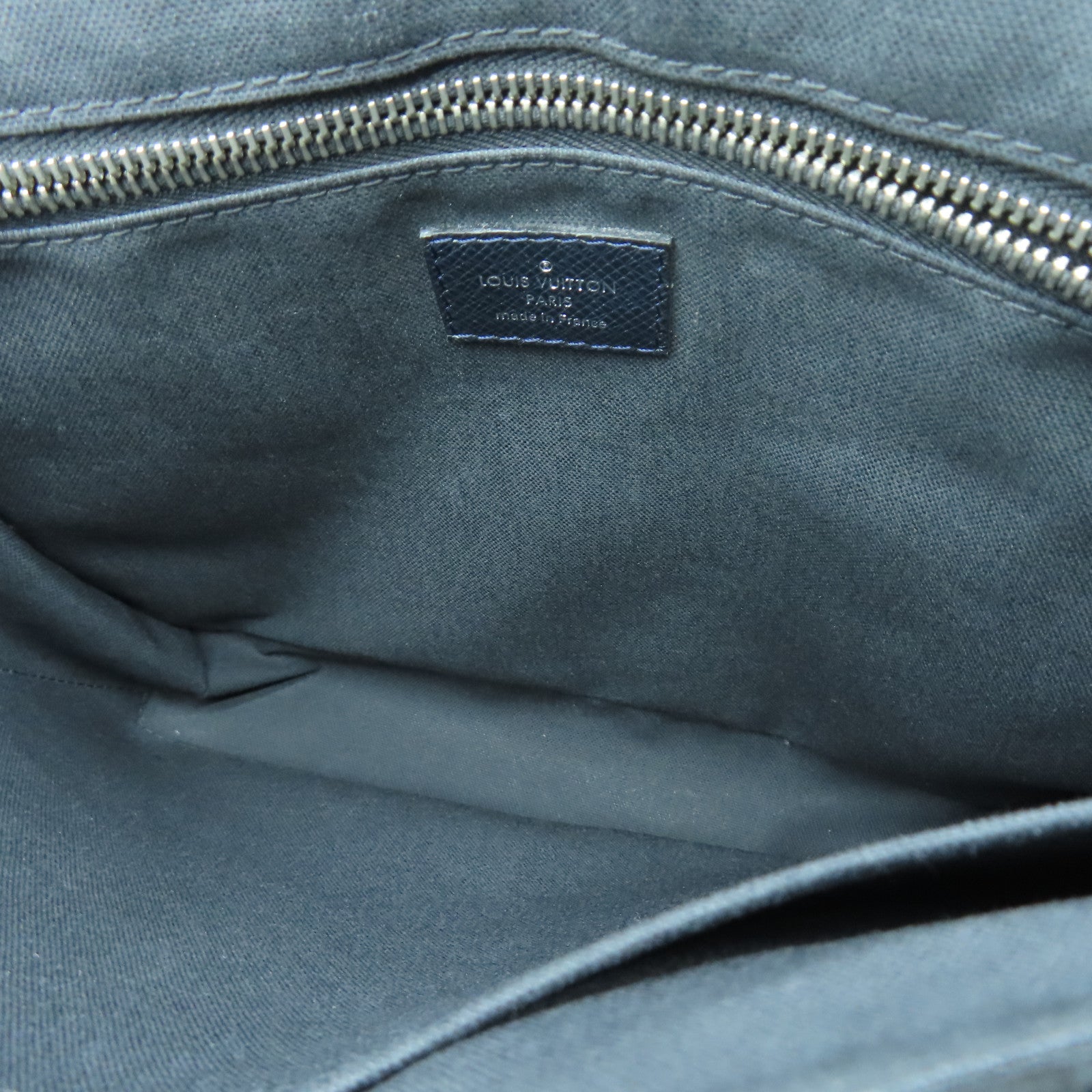 LOUIS VUITTON Tiga Leather Roman Silver Buckle Shoulder Bag Black