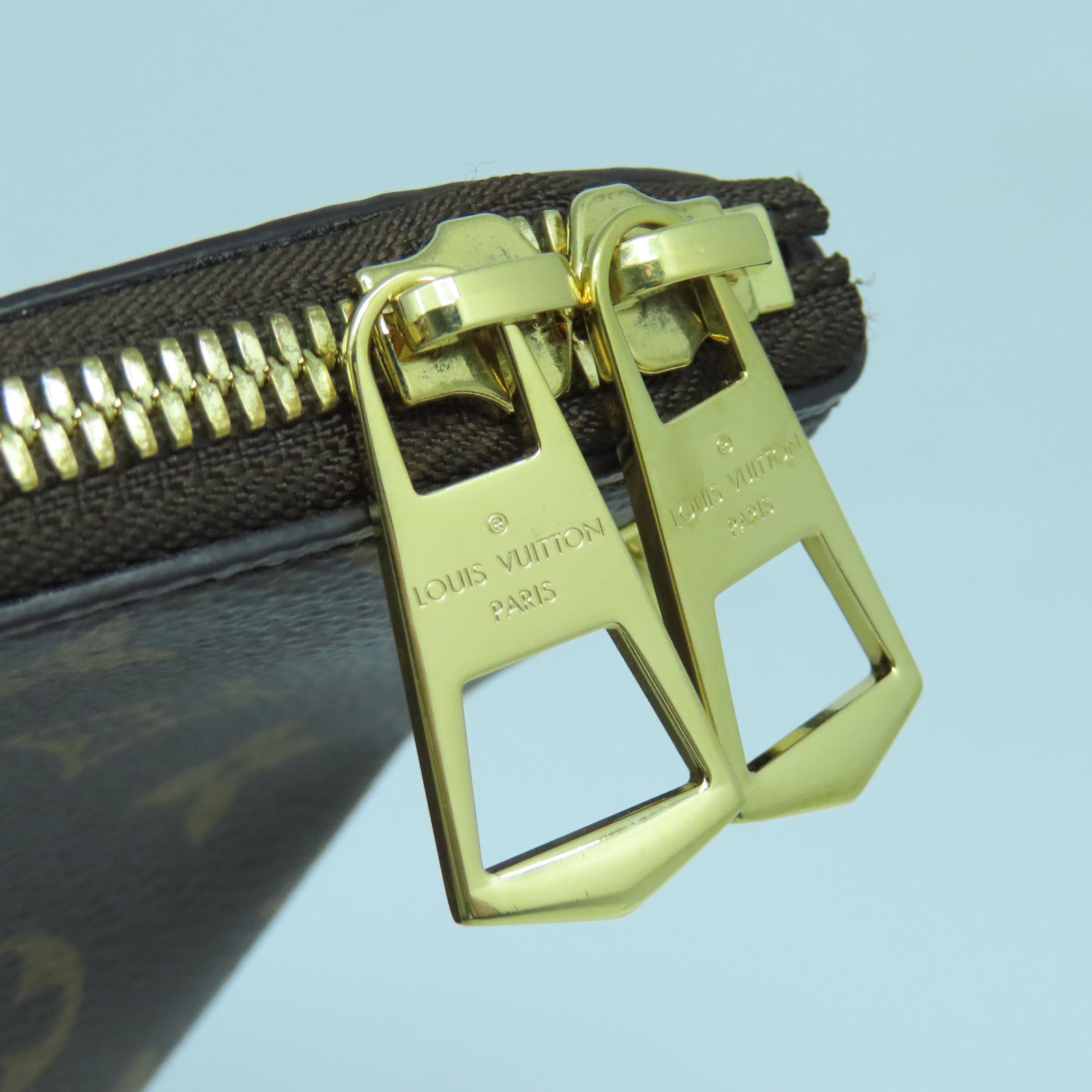 LOUIS VUITTON Monogram Odeon PM金扣肩背袋啡色