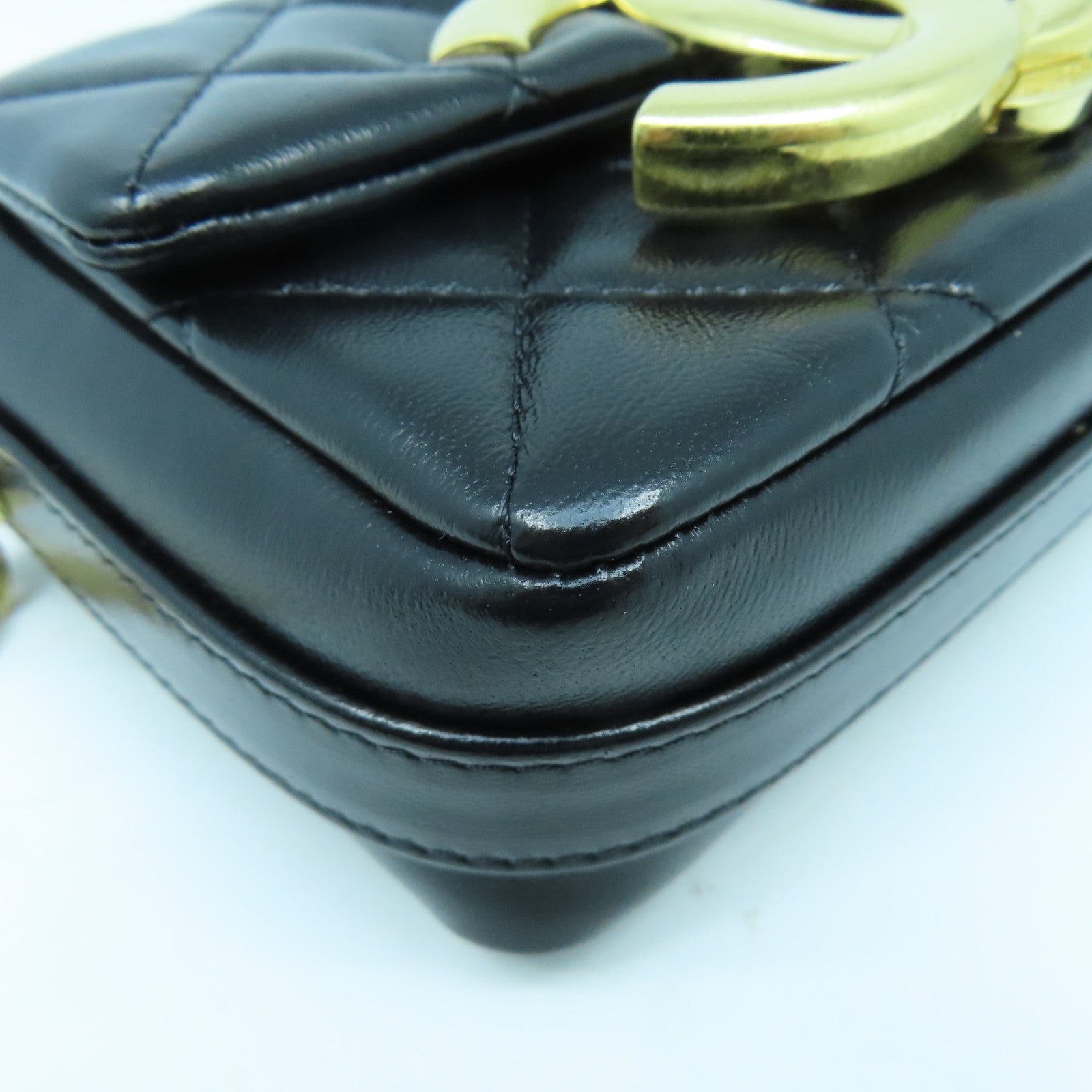 CHANEL 菱格皮革Mini Chain Bag金扣鏈帶肩背袋黑色