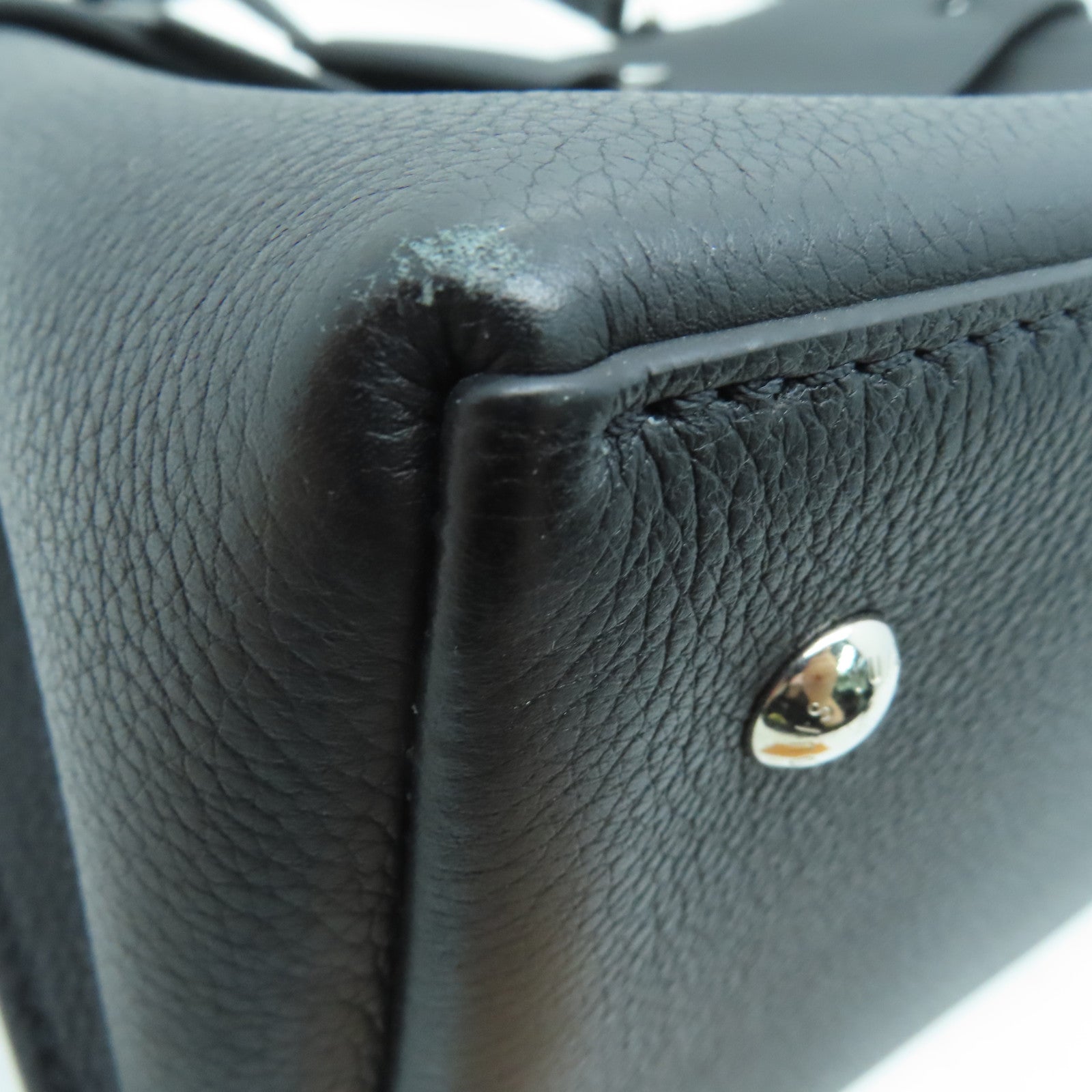 LOUIS VUITTON 牛皮皮革Lockme Ever BB银扣手挽肩背两用袋黑色