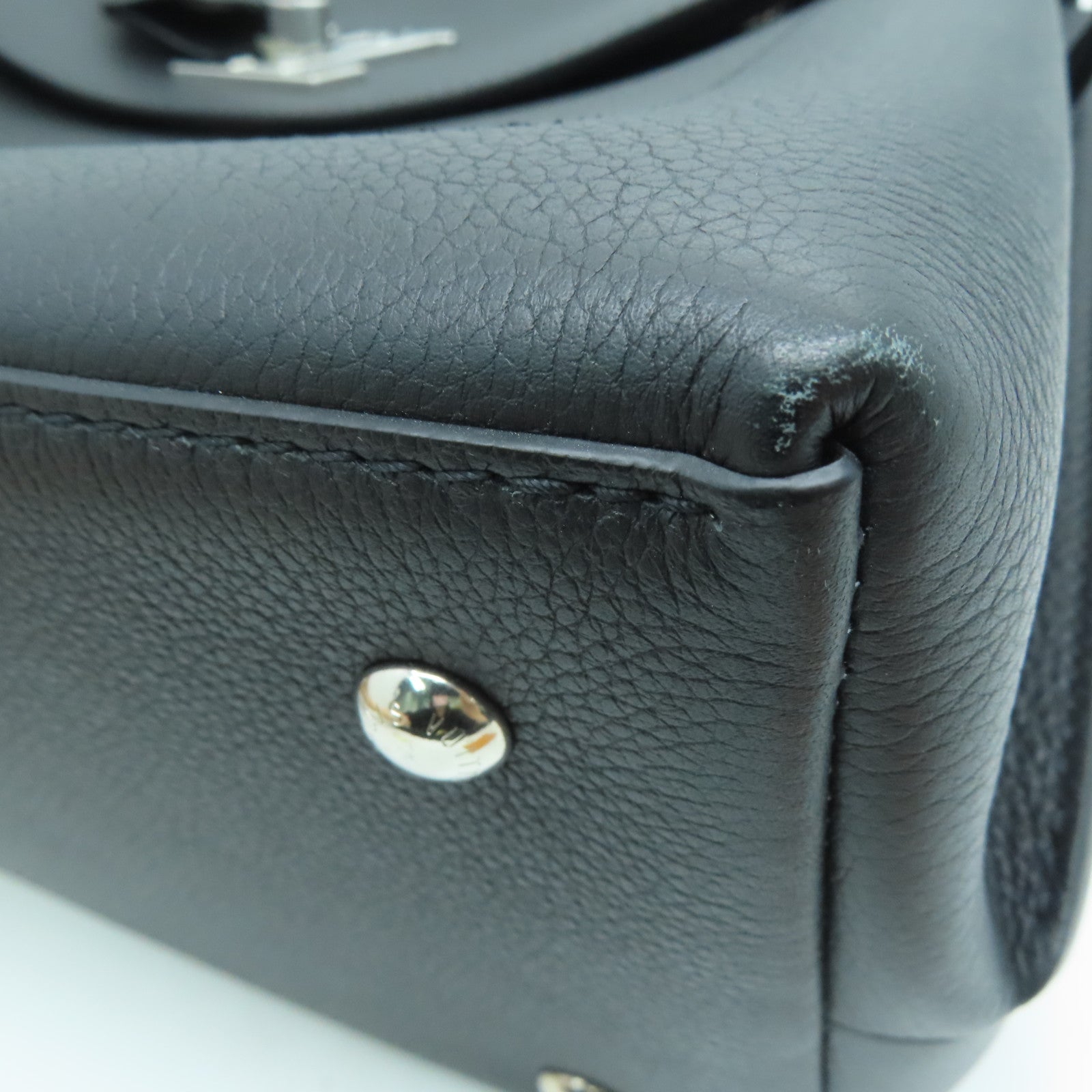 LOUIS VUITTON 牛皮皮革Lockme Ever BB银扣手挽肩背两用袋黑色