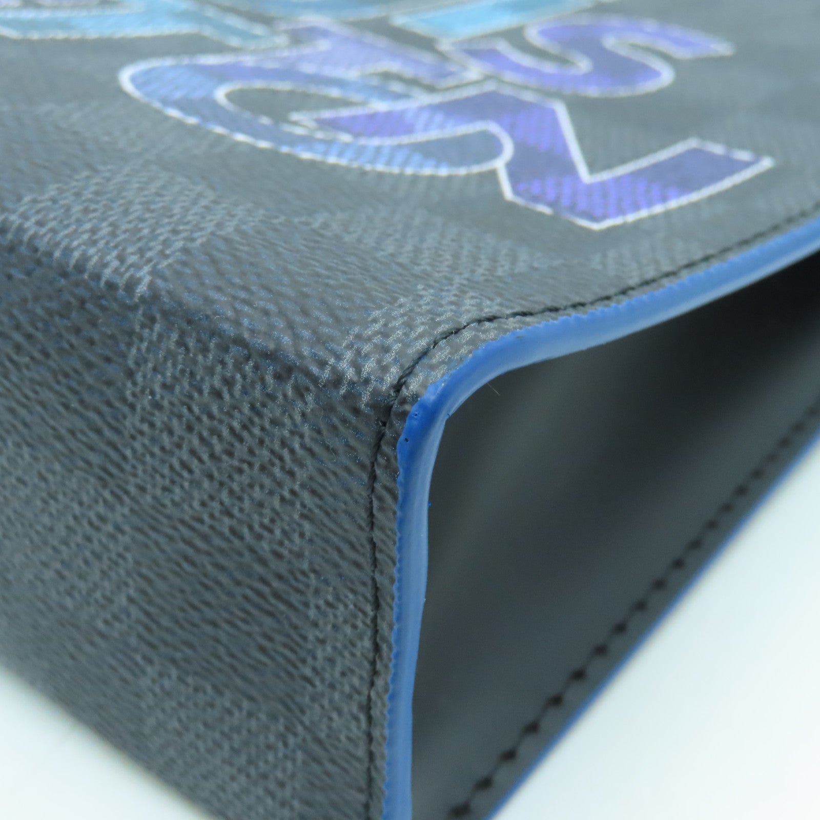 LOUIS VUITTON 【激減優惠】Damier Graphite Pochette Voyage銀扣手拿包黑色灰色