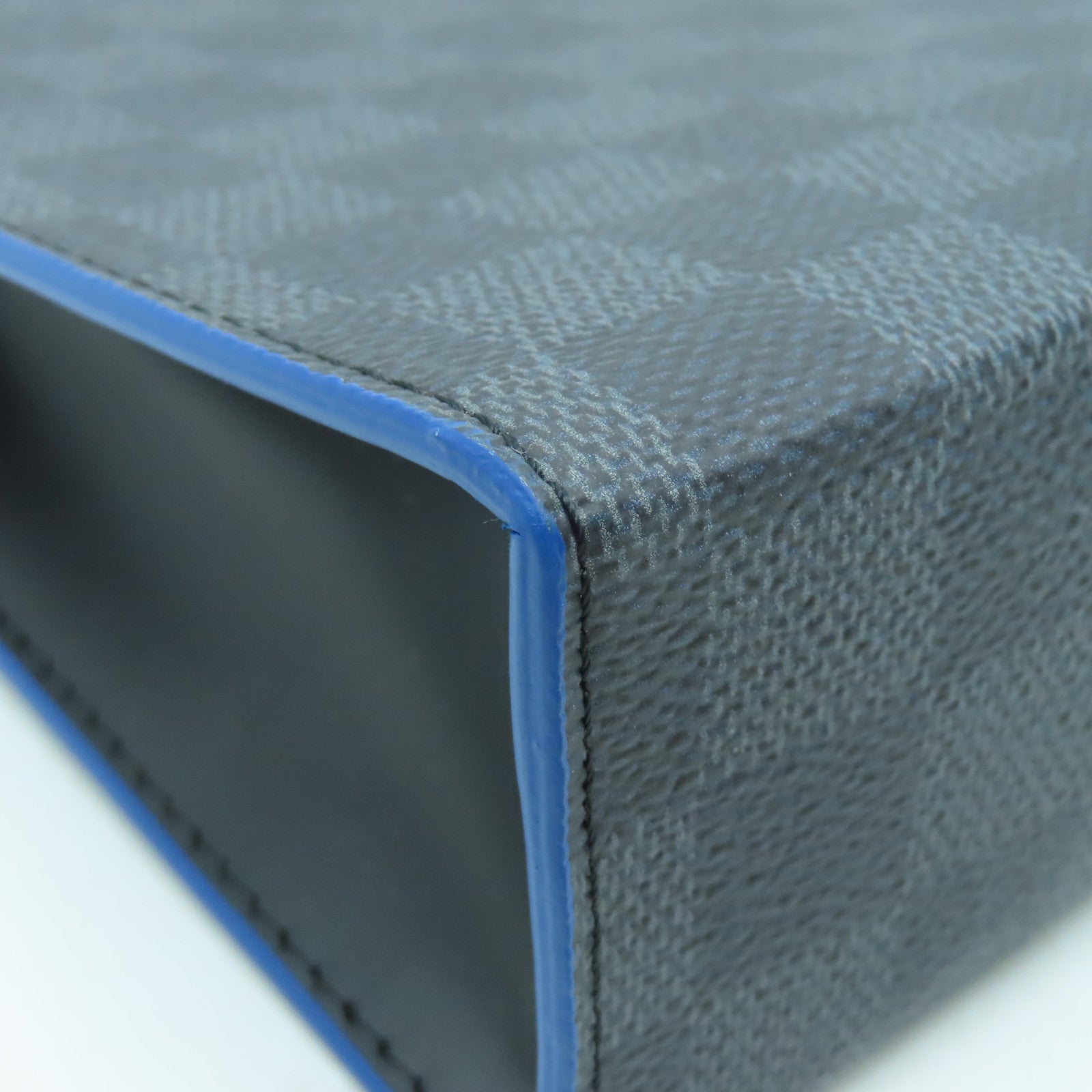 LOUIS VUITTON 【激減優惠】Damier Graphite Pochette Voyage銀扣手拿包黑色灰色