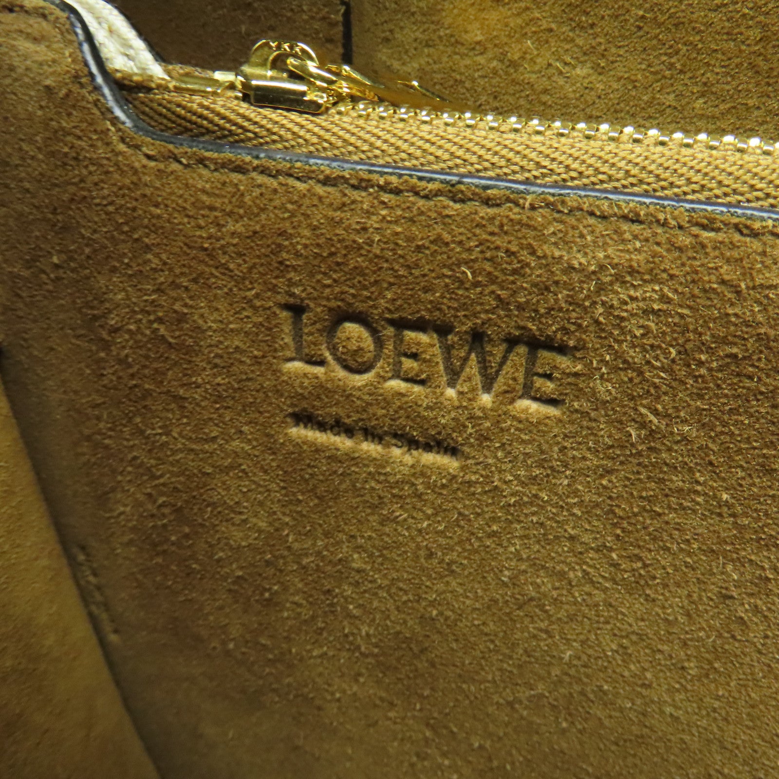 LOEWE 牛皮皮革Gate金扣肩背袋啡色/灰色