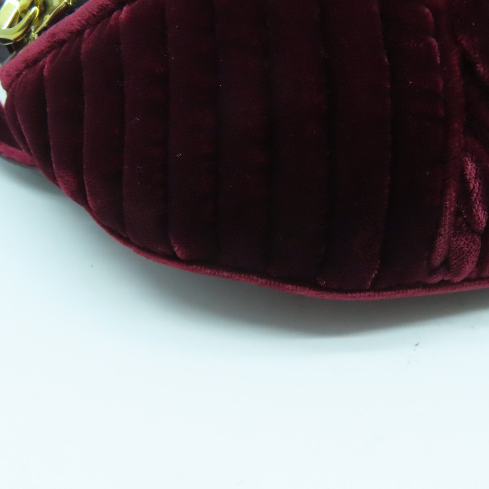 Miu Miu 天鵝絨Waist Bag金扣腰包酒紅色
