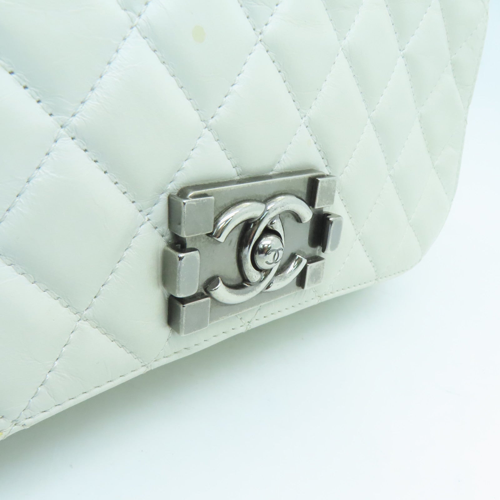 CHANEL 菱格牛皮皮革Shoulder Bag銀扣鏈帶肩背袋白色