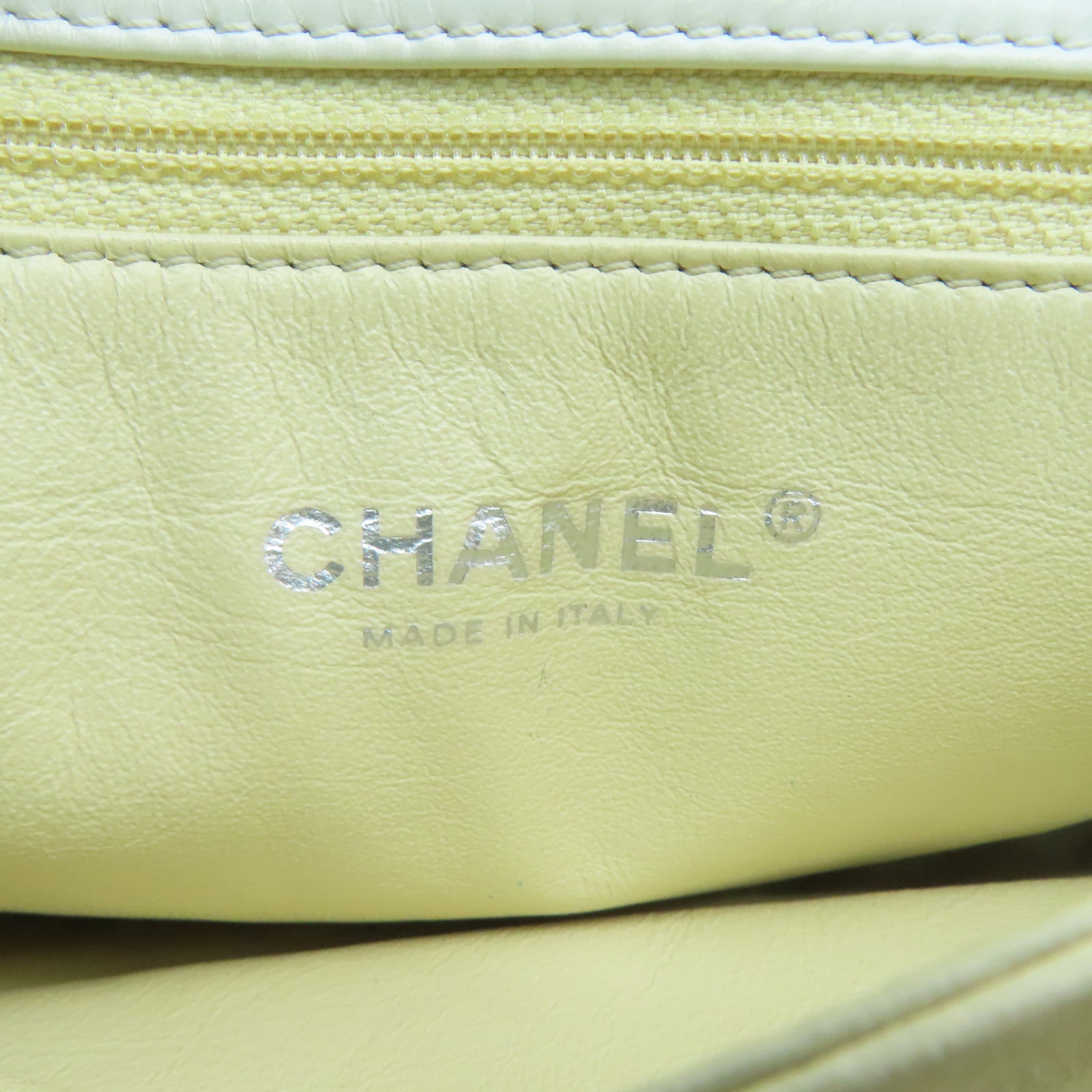 CHANEL 菱格牛皮皮革Shoulder Bag銀扣鏈帶肩背袋白色