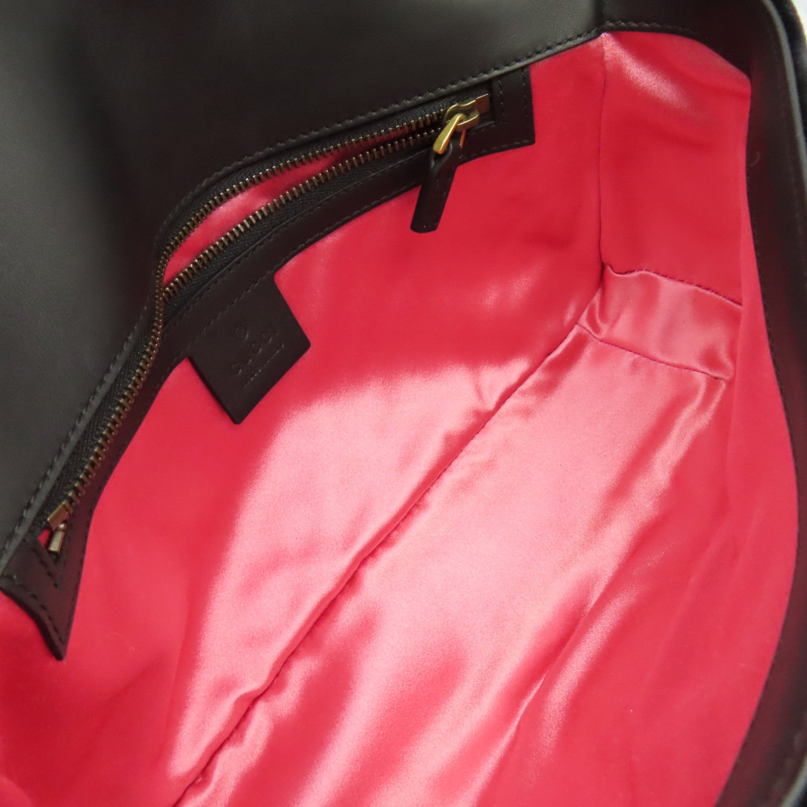 GUCCI 天鵝絨GG Marmont Chain Shoulder Bag金扣鏈帶肩背袋黒色