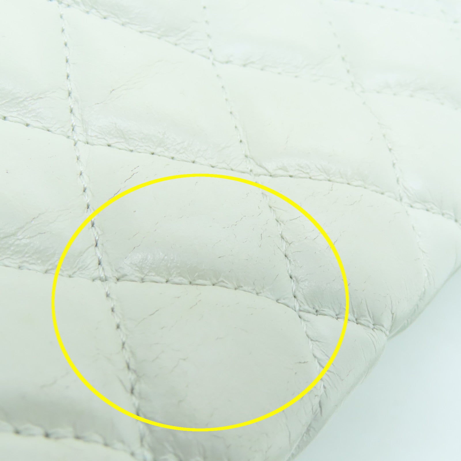 CHANEL 菱格牛皮皮革Shoulder Bag銀扣鏈帶肩背袋白色