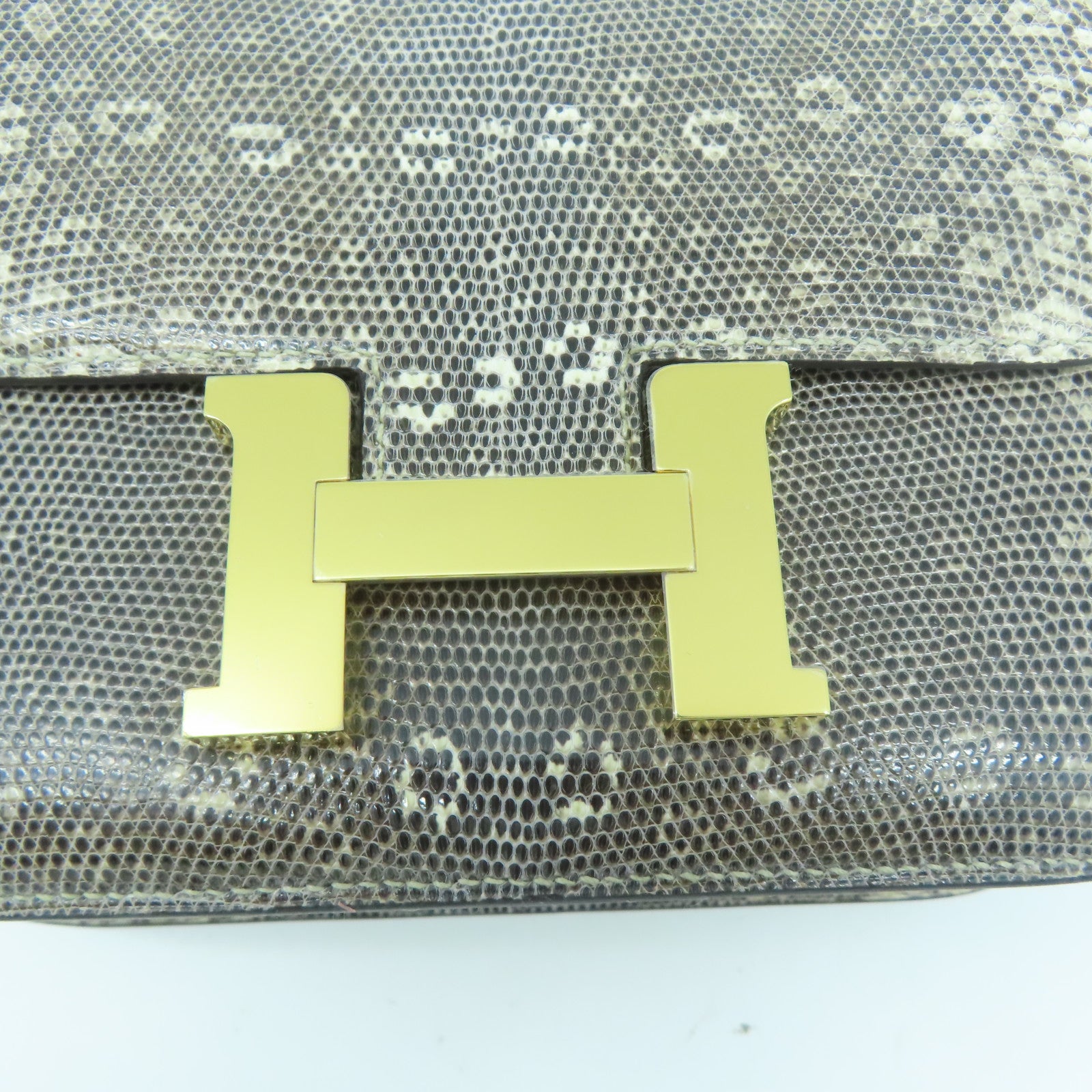HERMES 蜥蝪皮革Mini Constance金扣肩背袋米色/啡色