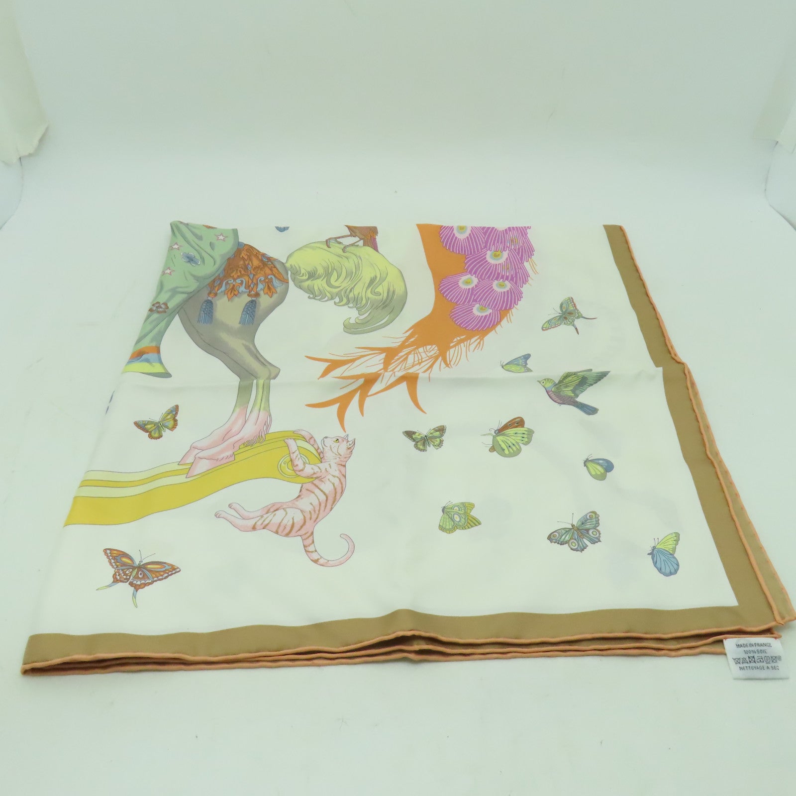 HERMES 絲質Scarf 90x90絲巾白色/啡色/彩色