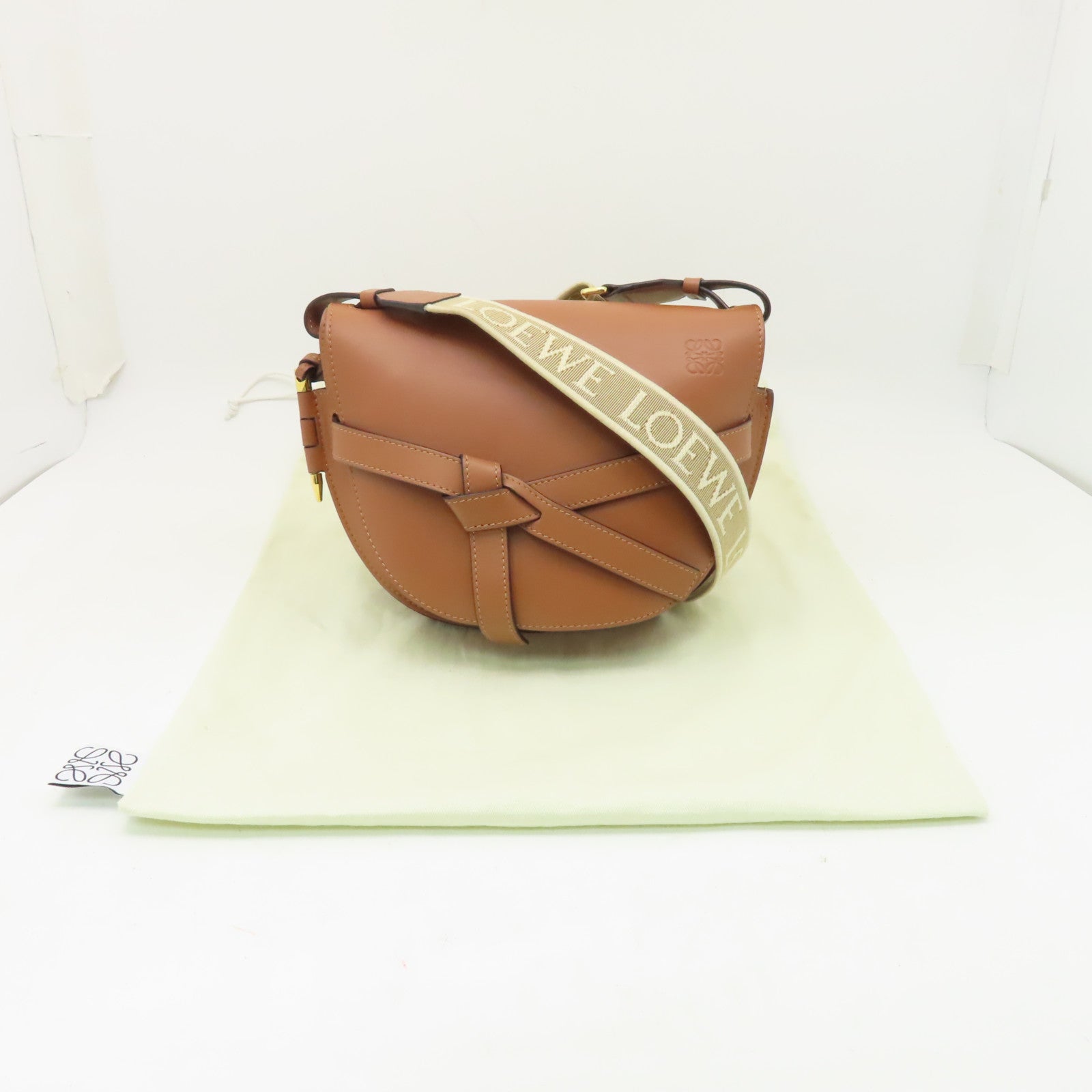 LOEWE 牛皮皮革Small Gate Bag金扣肩背袋啡色