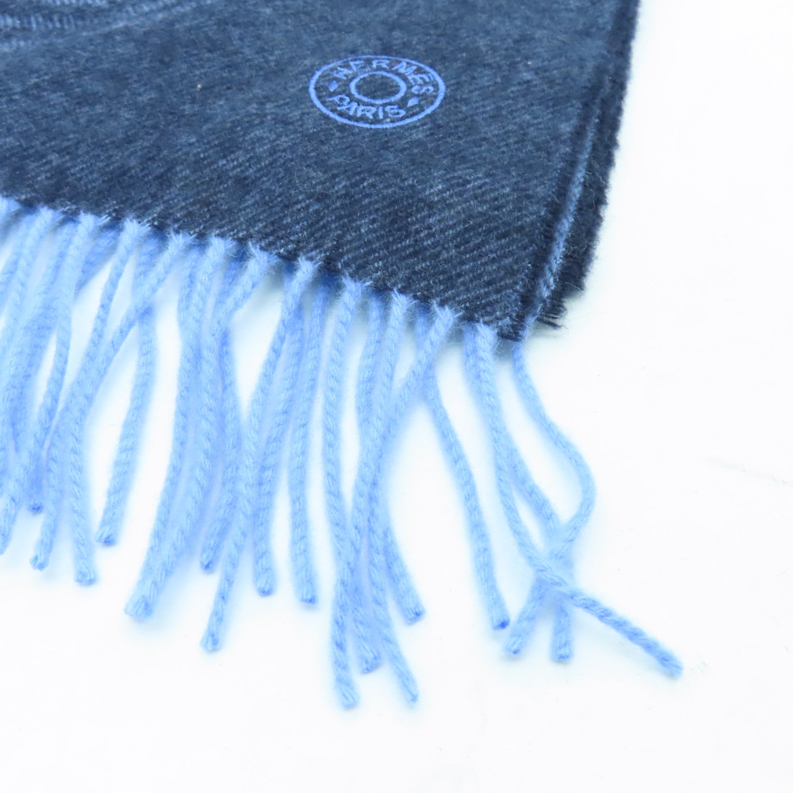 HERMES 【激減優惠】羊絨Scarf圍巾淺藍色/深藍色