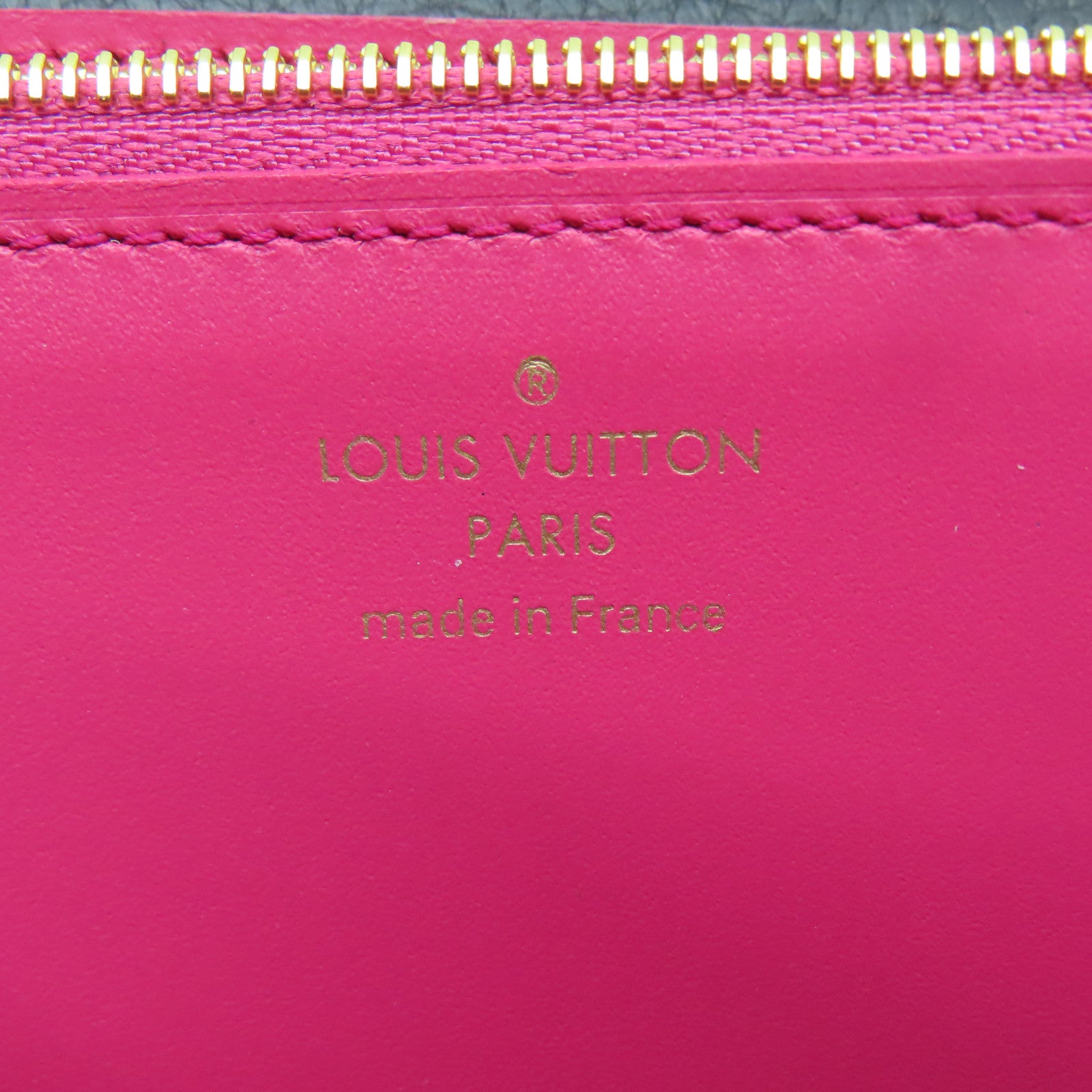 LOUIS VUITTON 牛皮皮革Capucines Wallet金扣長錢包黑色