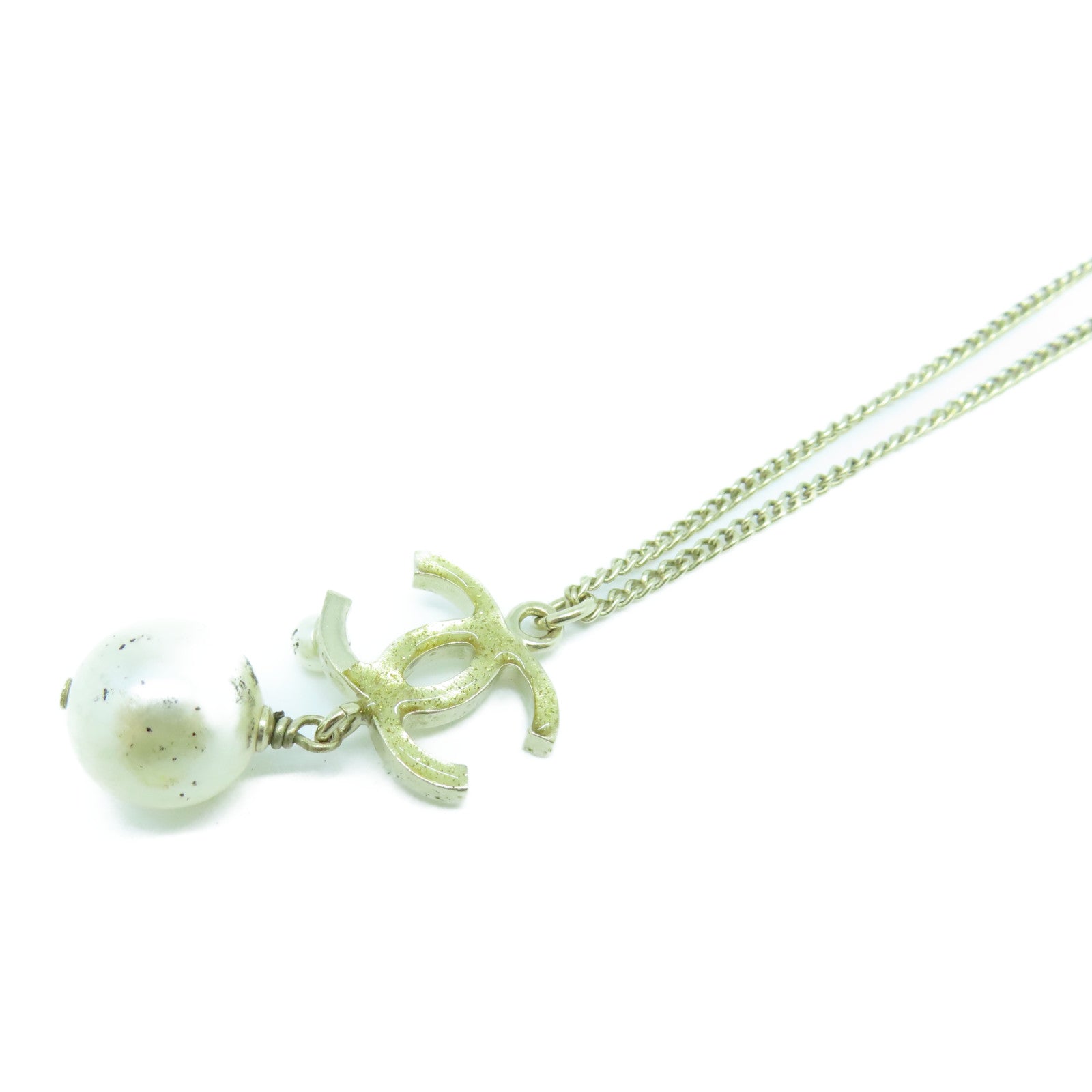 CHANEL metal Necklace necklace gold