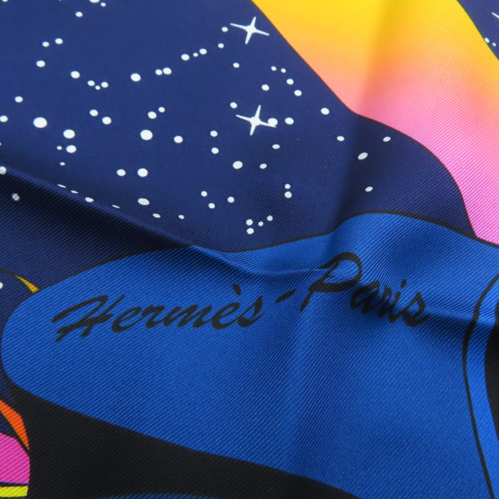 HERMES 絲質Scarf 90x90絲巾深藍色/彩色