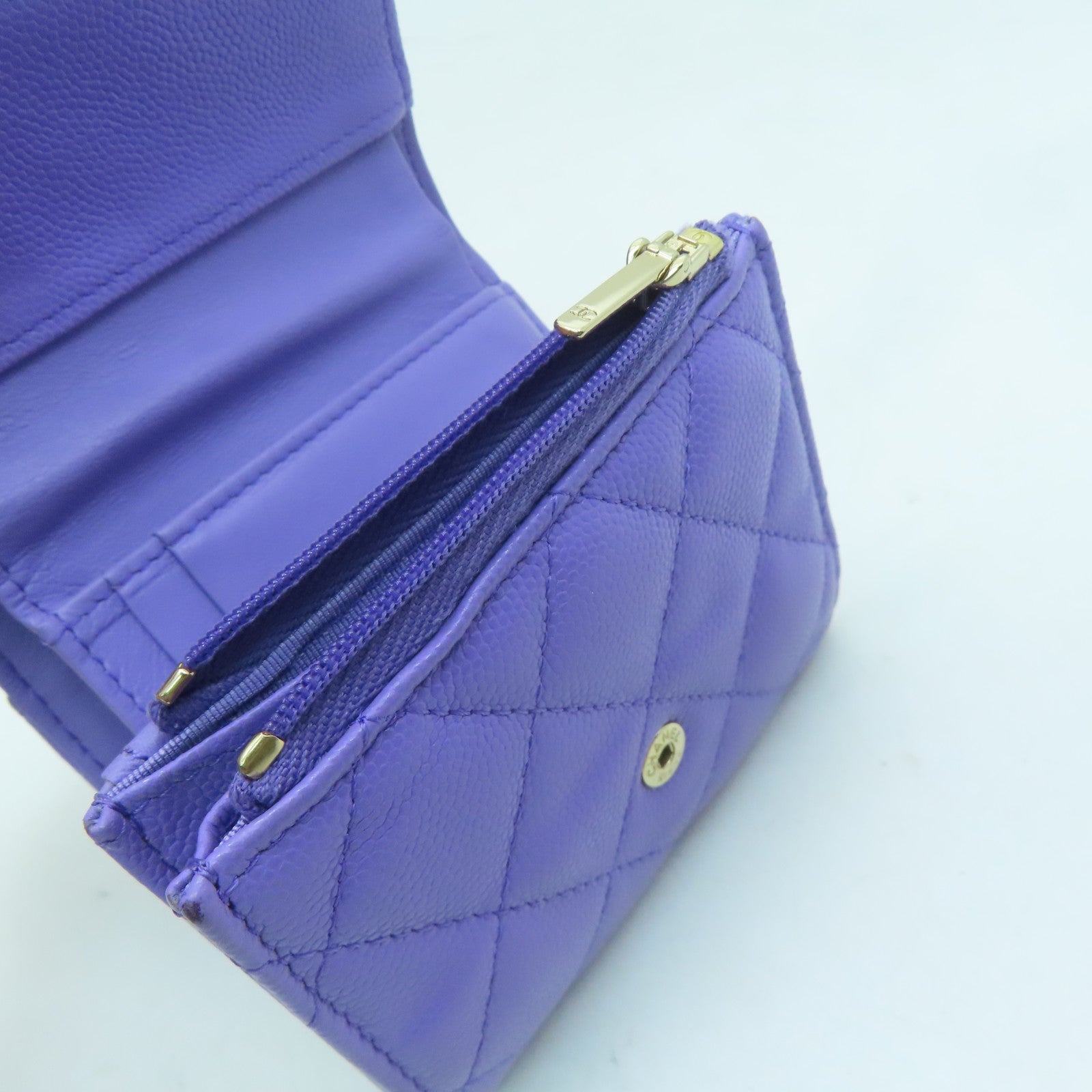 CHANEL 菱格Caviar皮革Wallet金扣錢包紫色