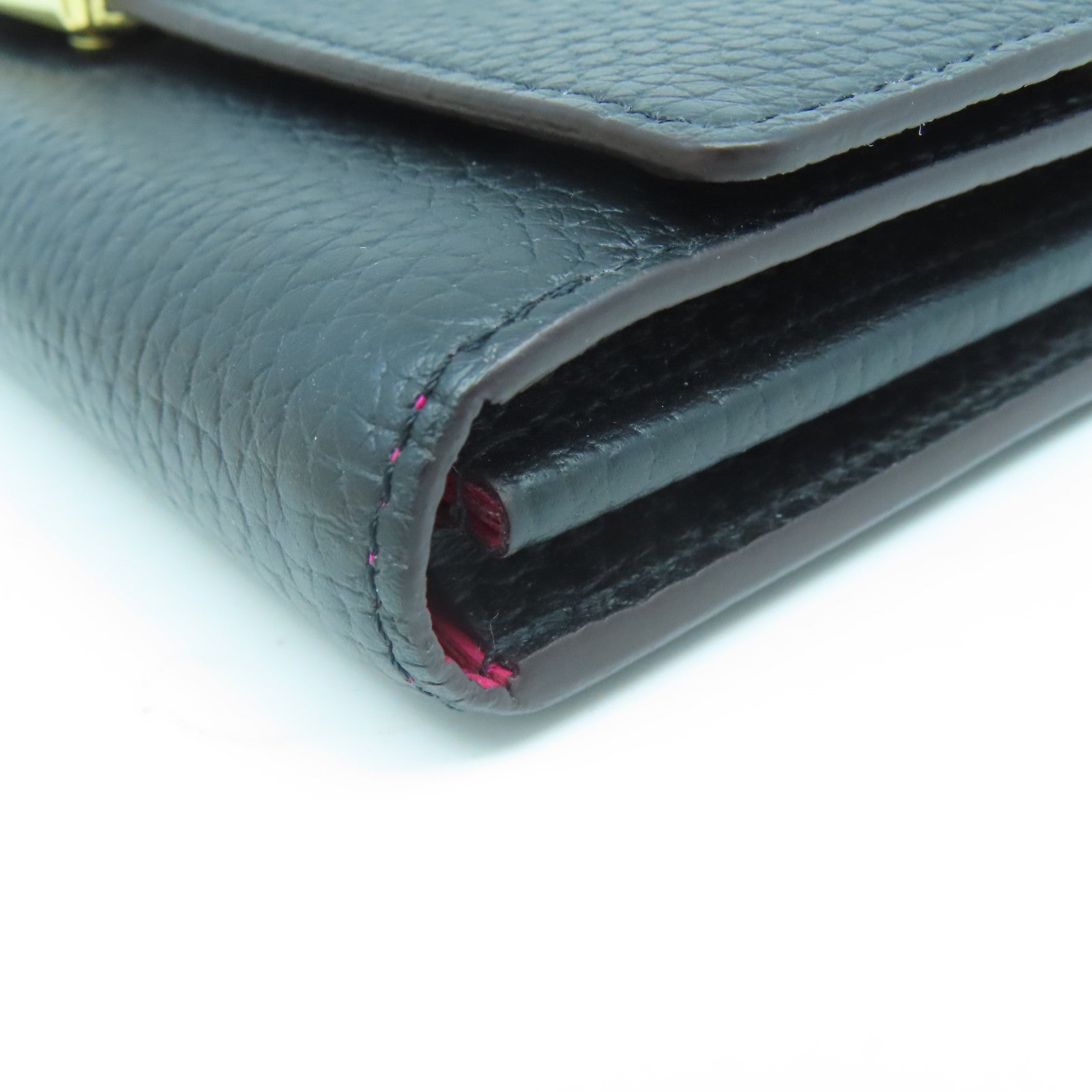 LOUIS VUITTON 牛皮皮革Capucines Wallet金扣長錢包黑色