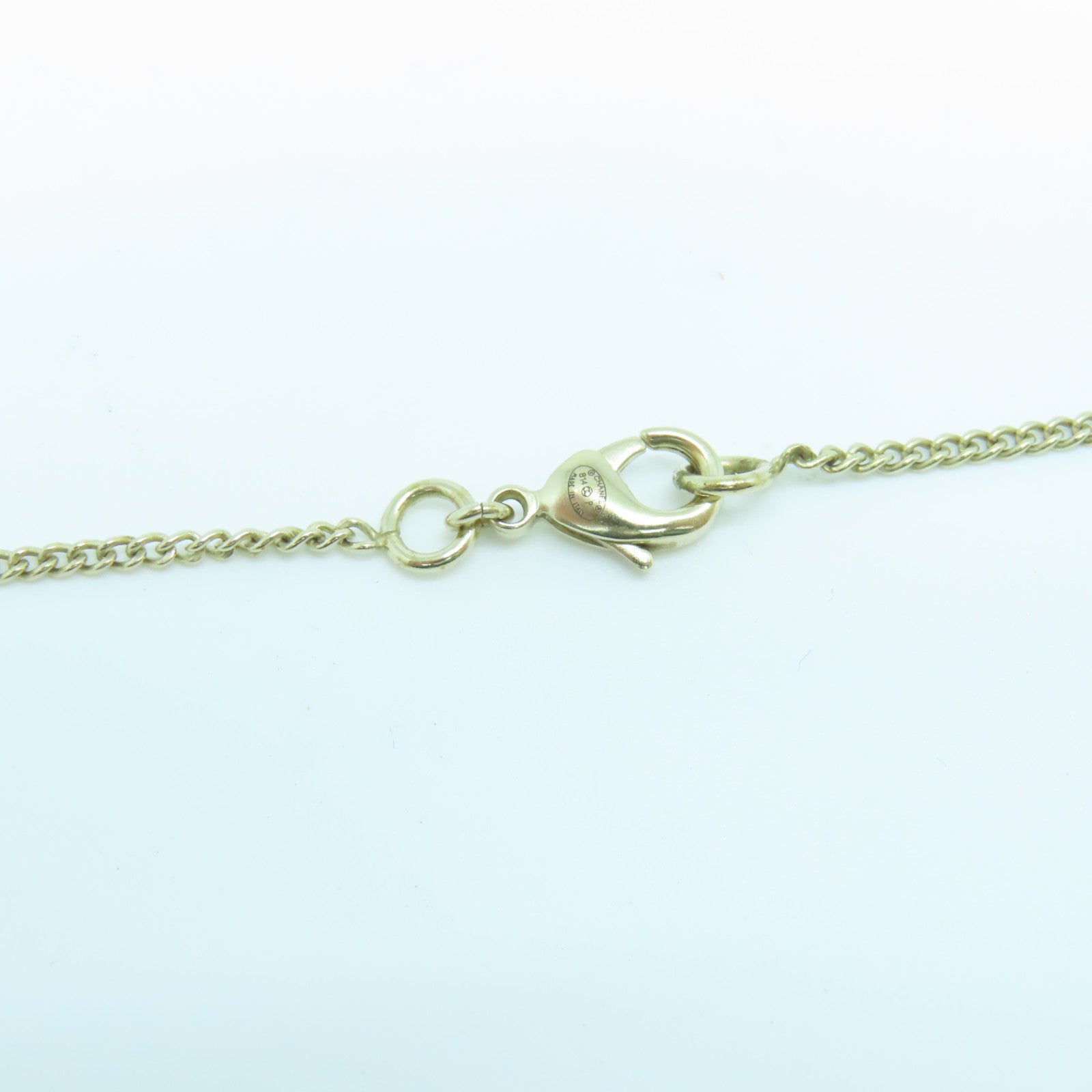 CHANEL metal Necklace necklace gold