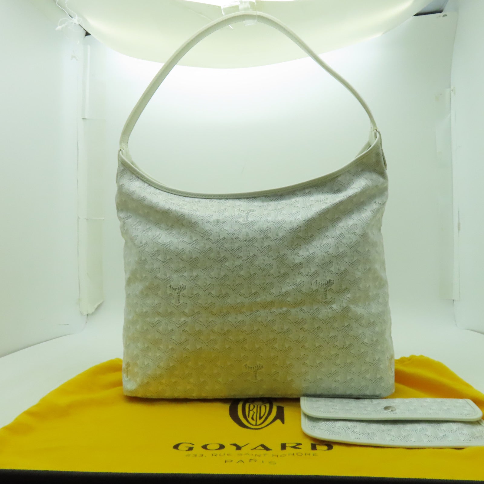 GOYARD 塗層帆布Hobo Bag銀扣肩背袋白色