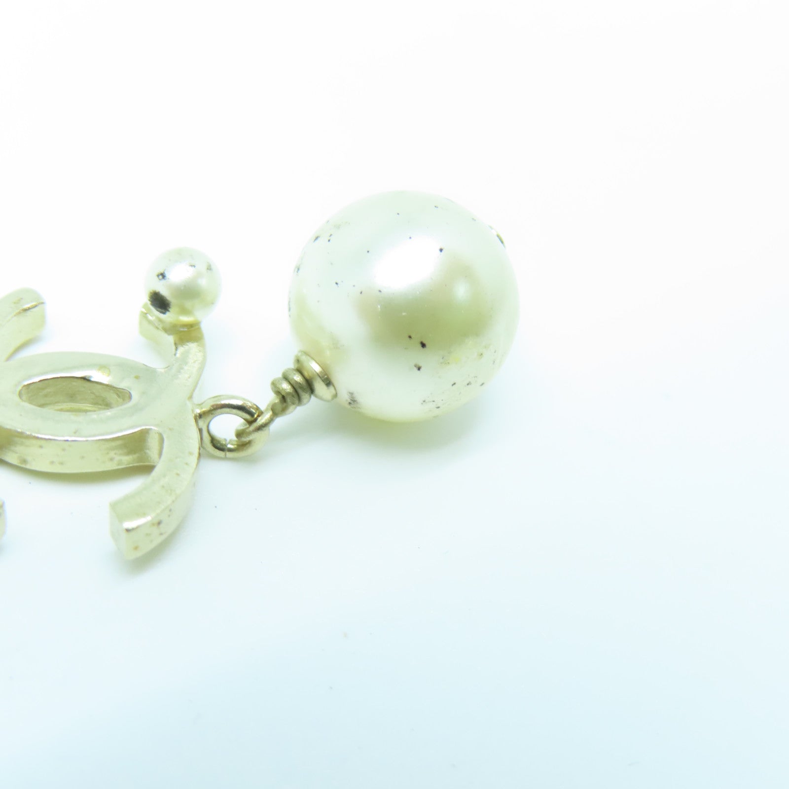 CHANEL metal Necklace necklace gold