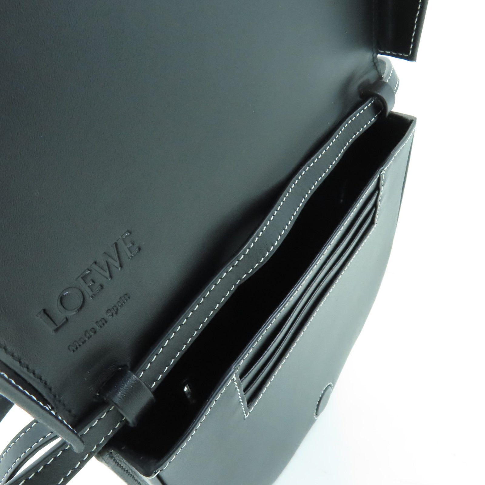 LOEWE 牛皮皮革Heel Bag銀扣肩背袋黑色