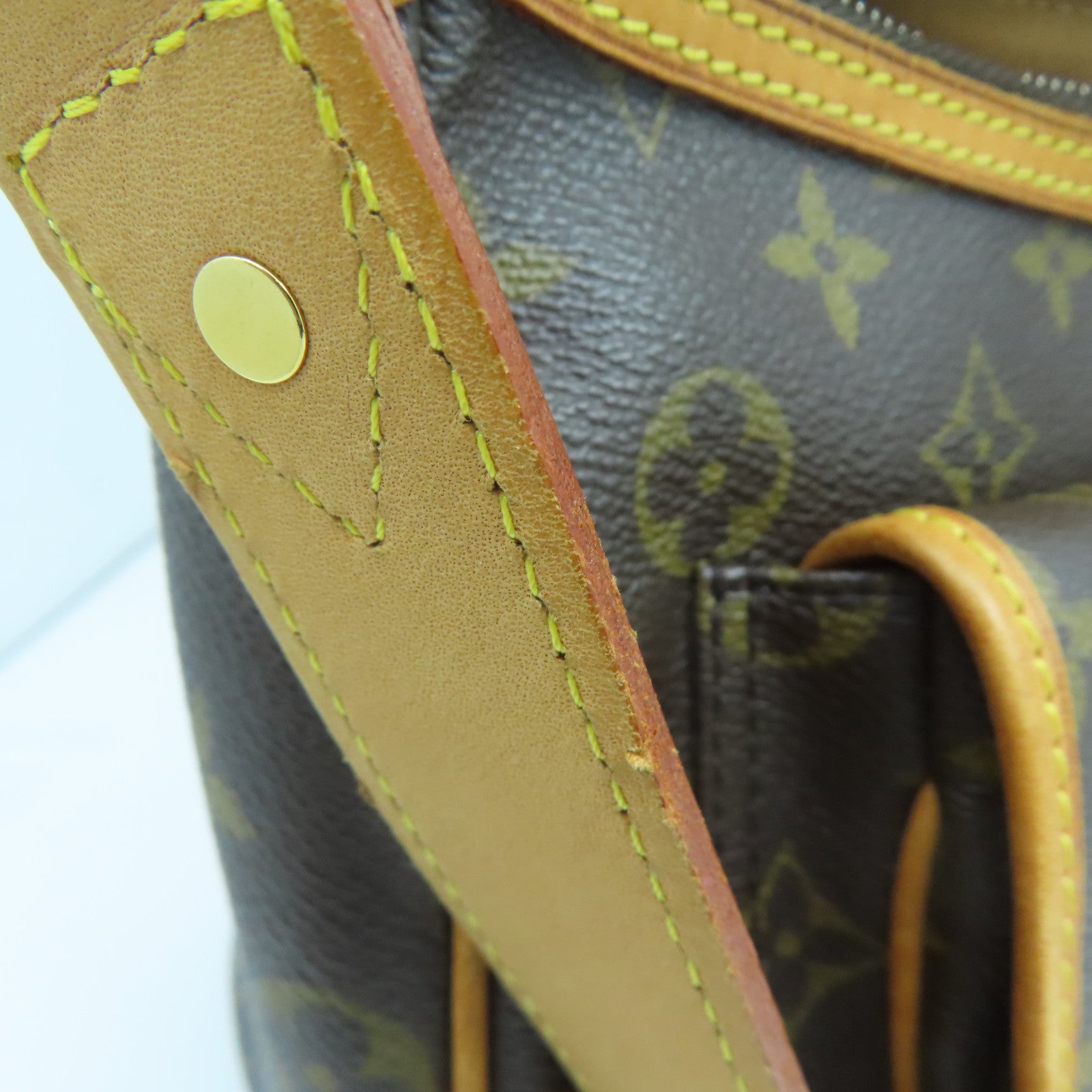 LOUIS VUITTON Monogram Tikal GM金扣肩背袋啡色