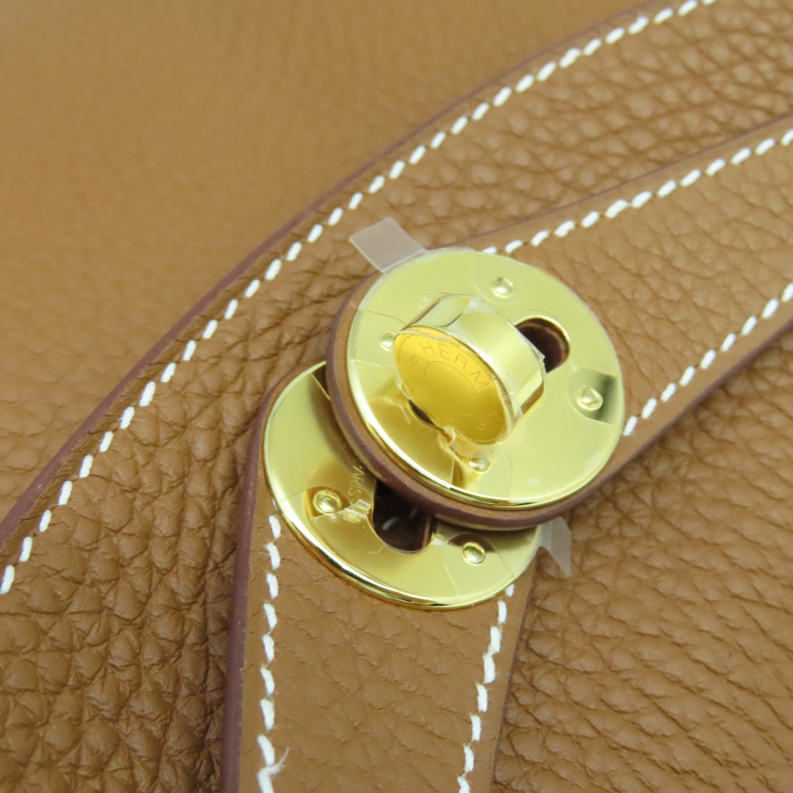 HERMES Taurillon Clemence皮革Lindy 26金扣手挽肩背兩用袋棕色