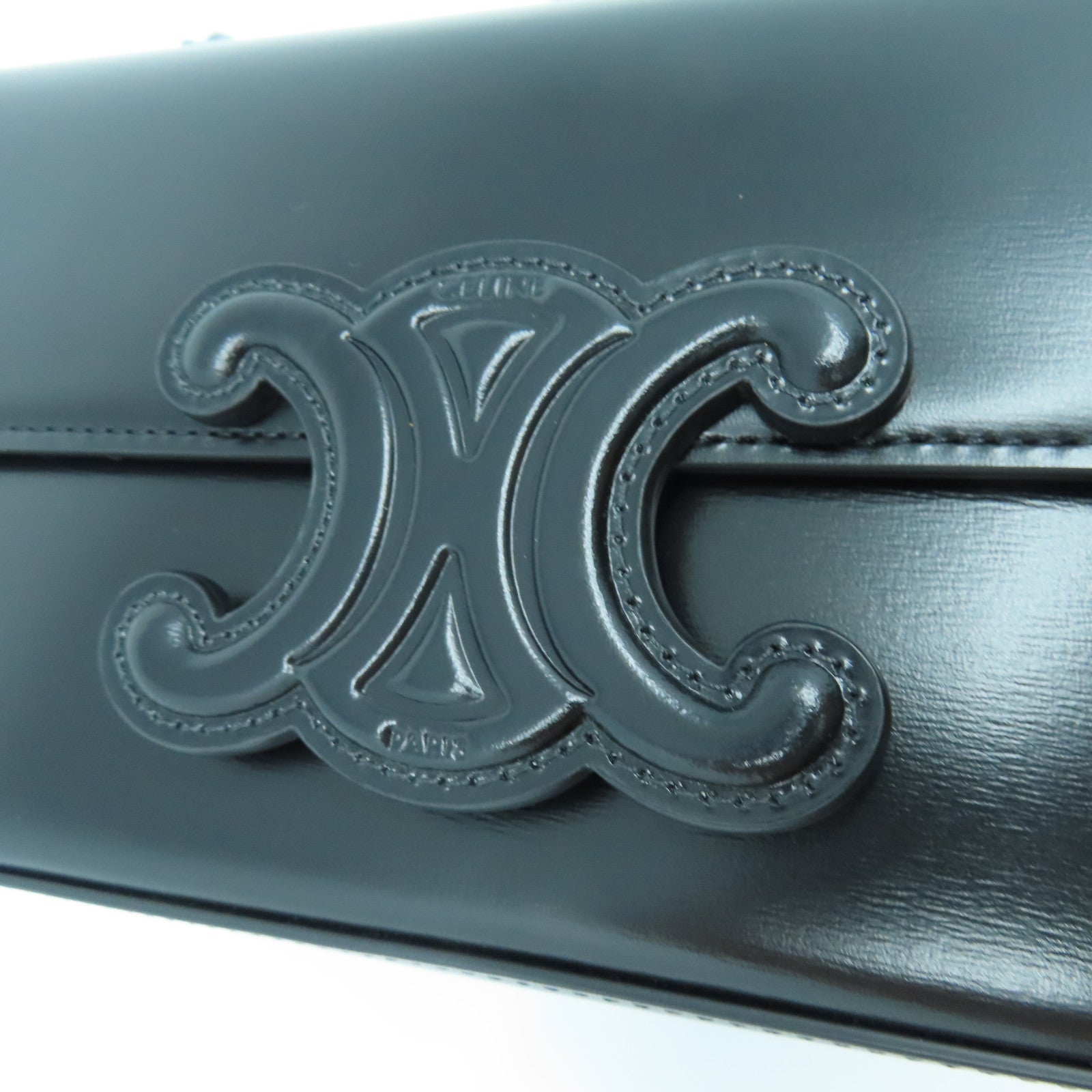 CELINE Calfskin Leather Triomphe Chain Shoulder Bag Black