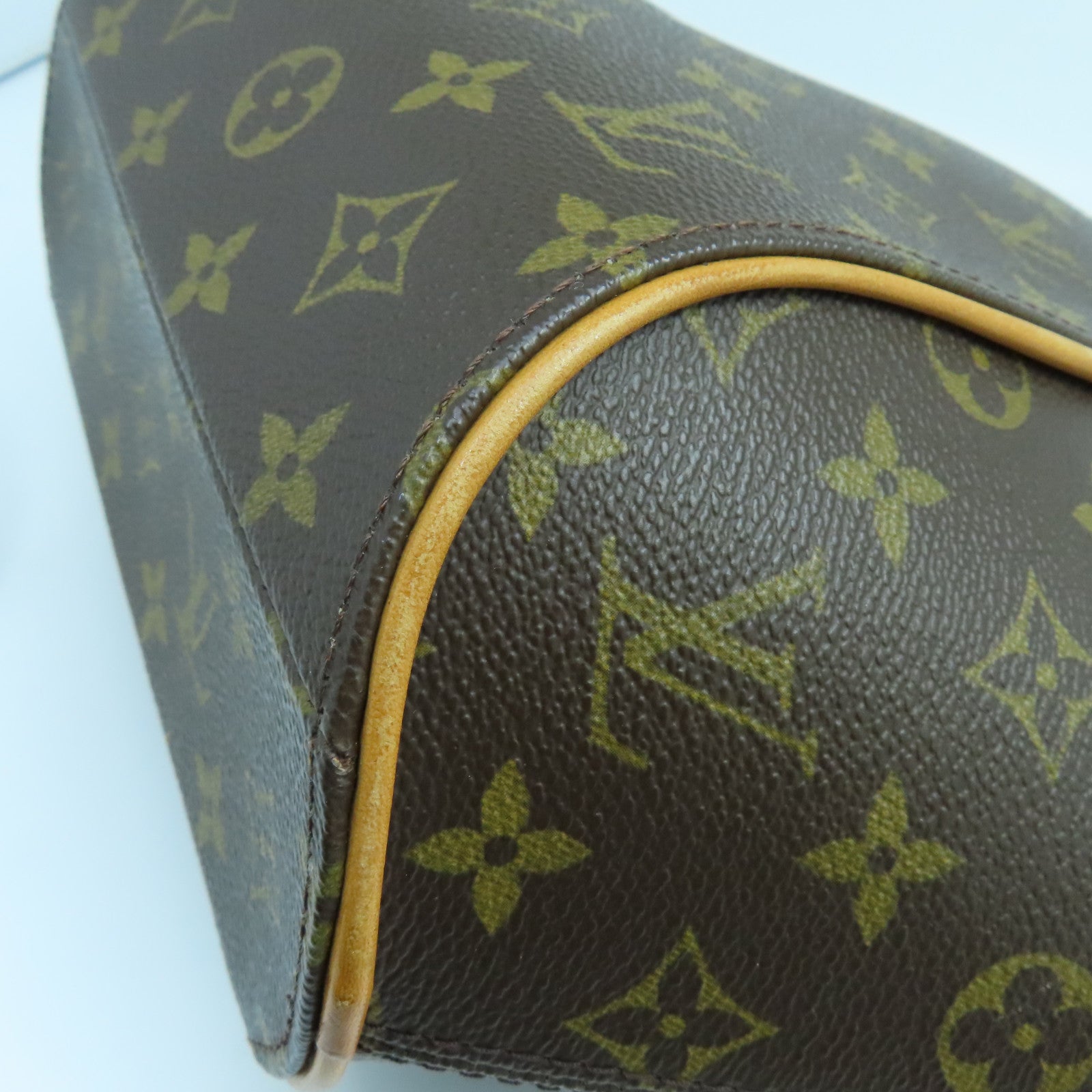LOUIS VUITTON Monogram Ellipse PM金扣手挽袋啡色