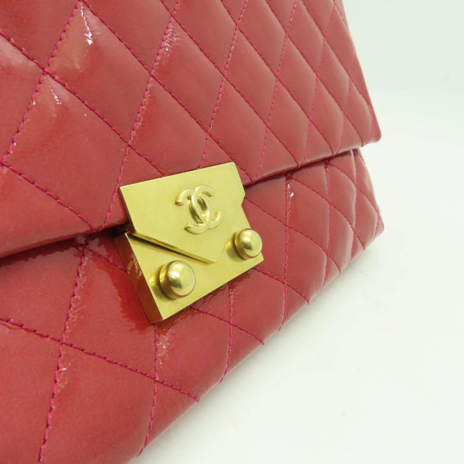 CHANEL 菱格漆皮皮革Chain Shoulder Bag金扣鏈帶肩背袋粉紅色