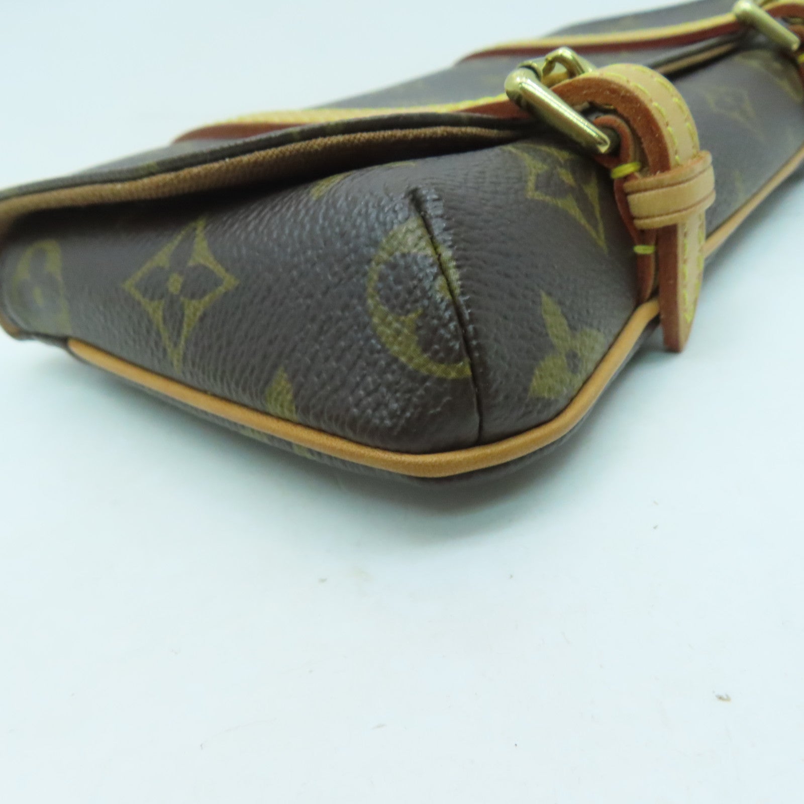 LOUIS VUITTON Monogram Pochette Marelle金扣肩背袋/腰包啡色