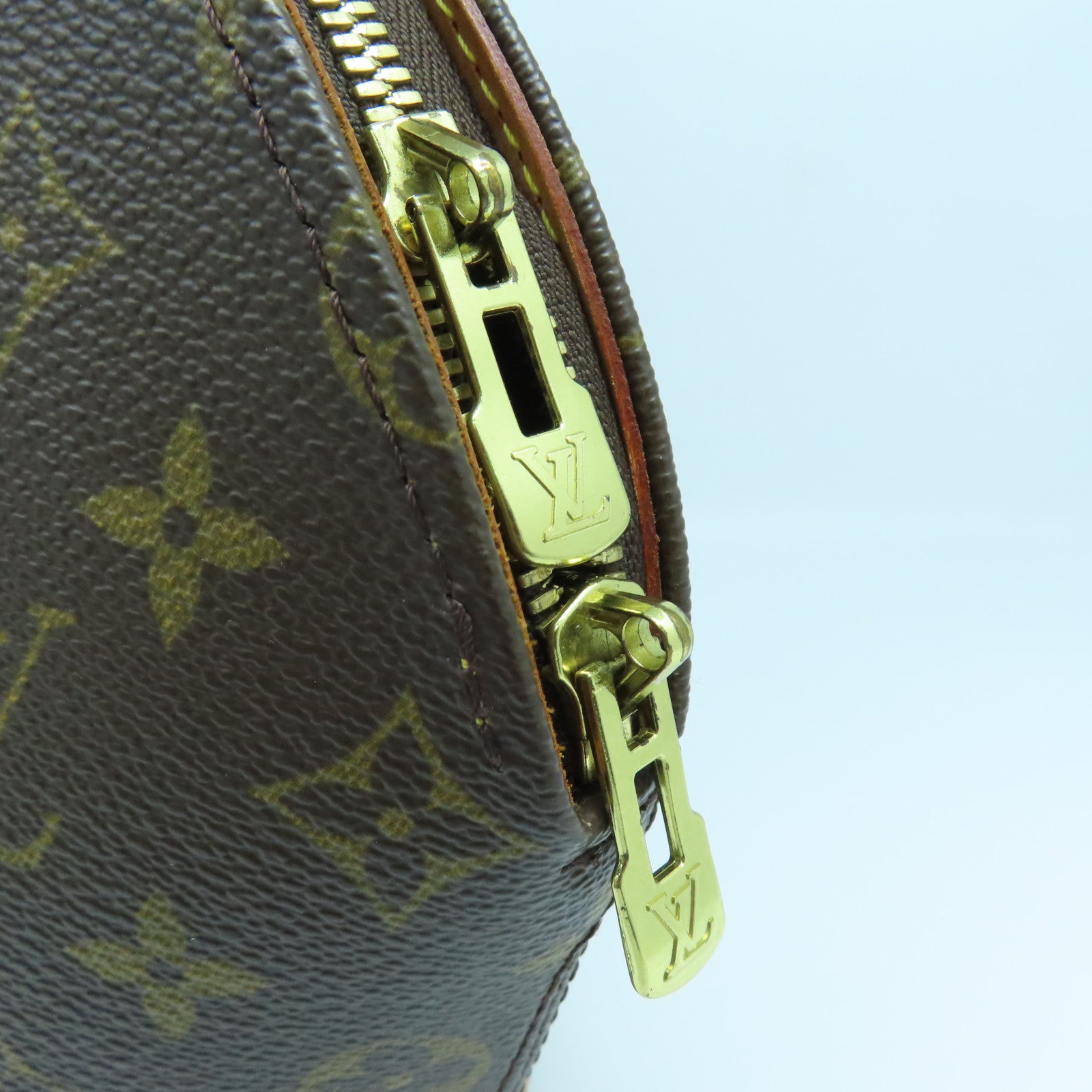 LOUIS VUITTON Monogram Ellipse PM金扣手挽袋啡色