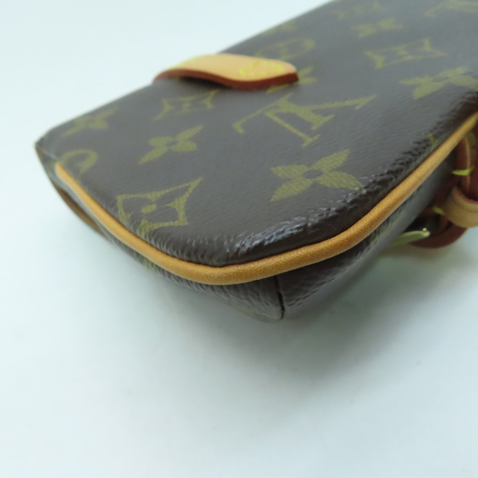 LOUIS VUITTON Monogram Pochette Marelle金扣肩背袋/腰包啡色
