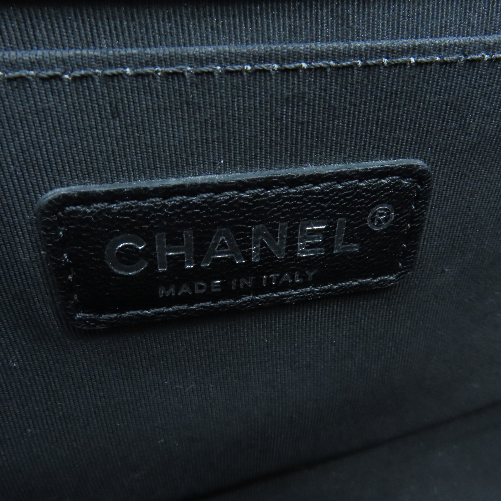 CHANEL 菱格羊皮皮革Boy Chanel 25CM銀扣鏈帶肩背袋黑色