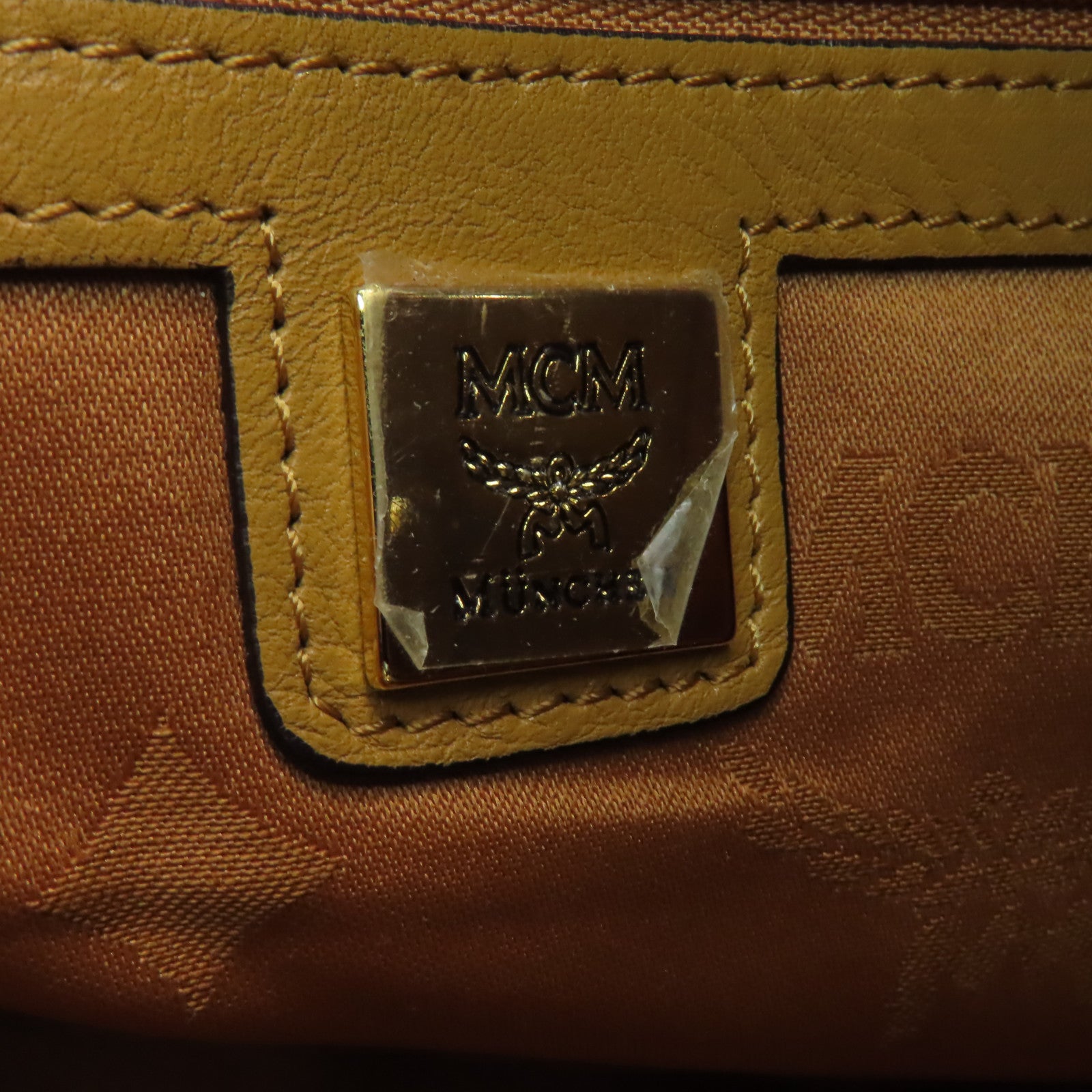 MCM 皮革2 Way Shoulder金扣手挽肩背兩用袋啡色