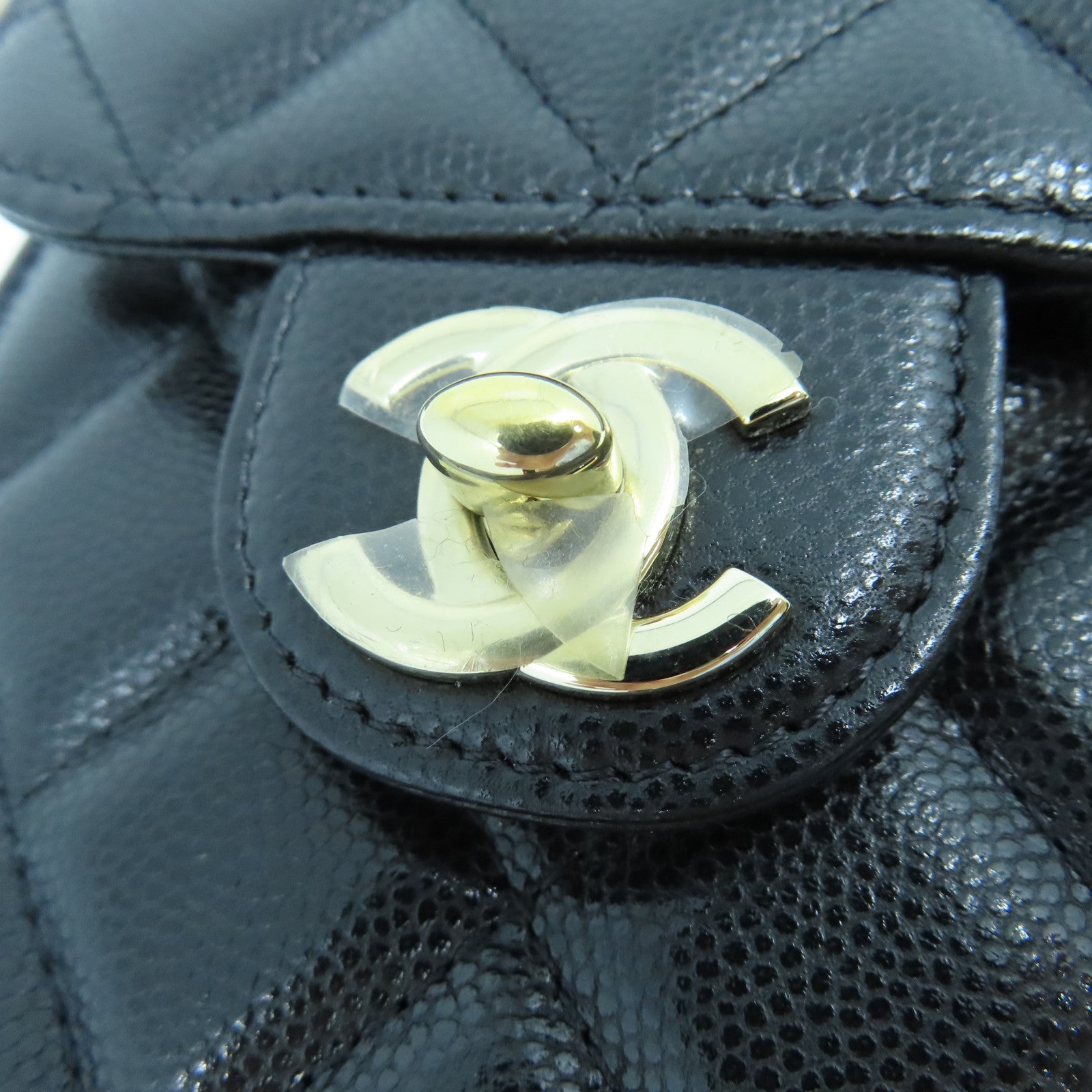 CHANEL 菱格Caviar皮革Shoulder Bag金扣鏈帶肩背袋黑色