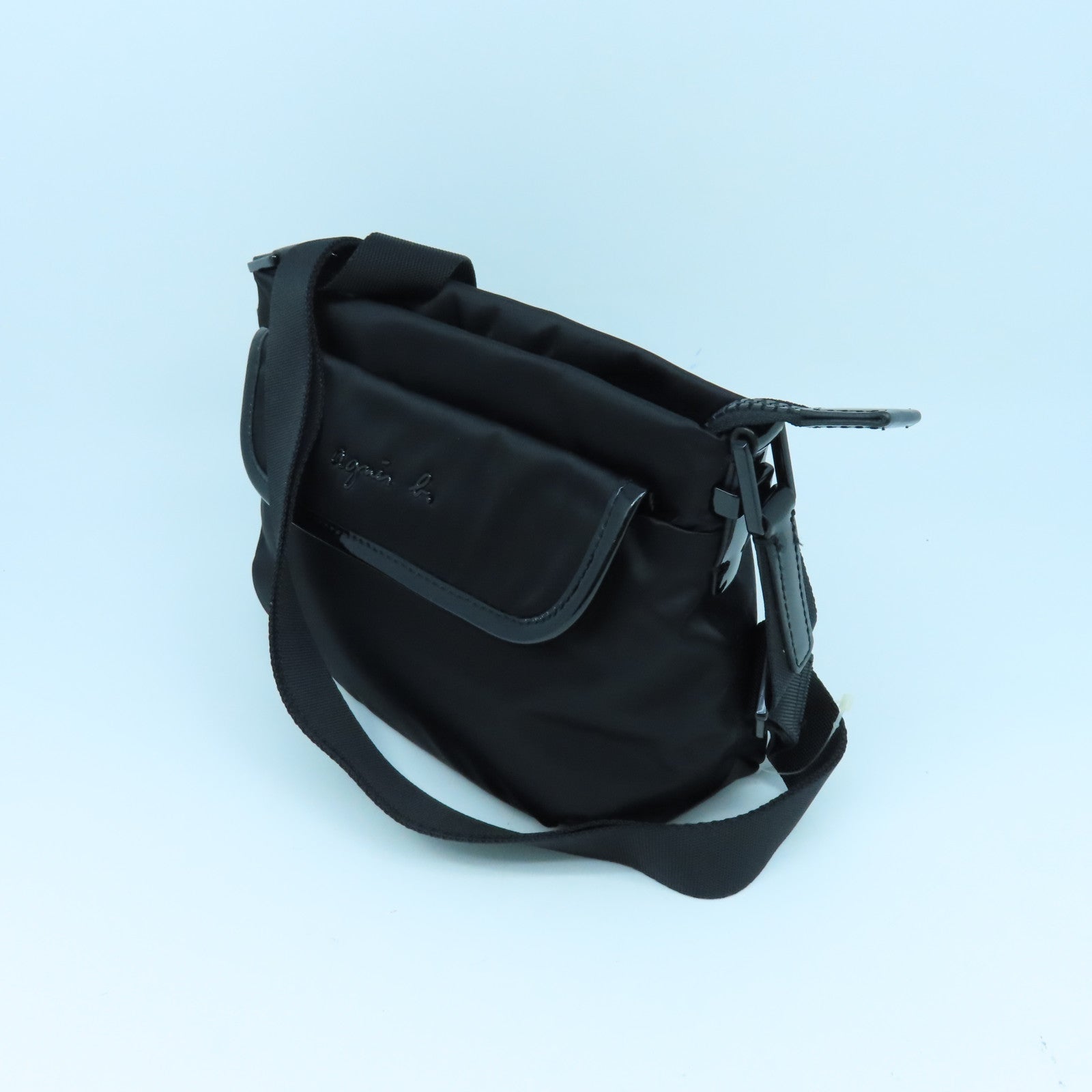 agnes b. 尼龍Shoulder Bag銀扣肩背袋黑色/紅色
