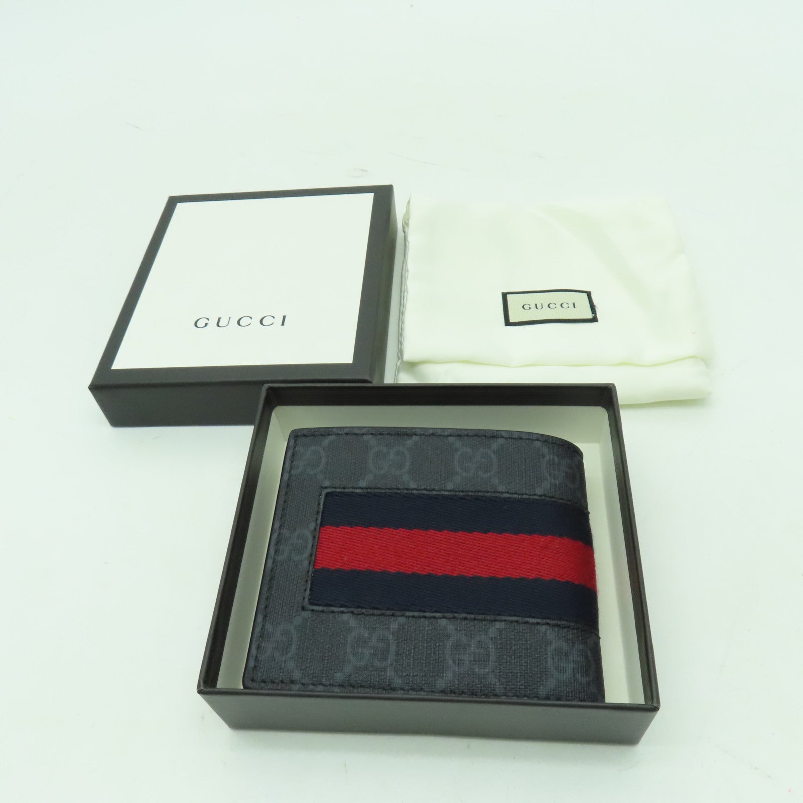 GUCCI 塗層帆布GG Supreme Wallet錢包黑色