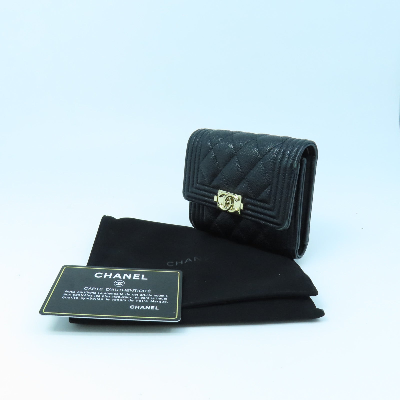 CHANEL 菱格牛皮皮革Boy Wallet金扣錢包黑色