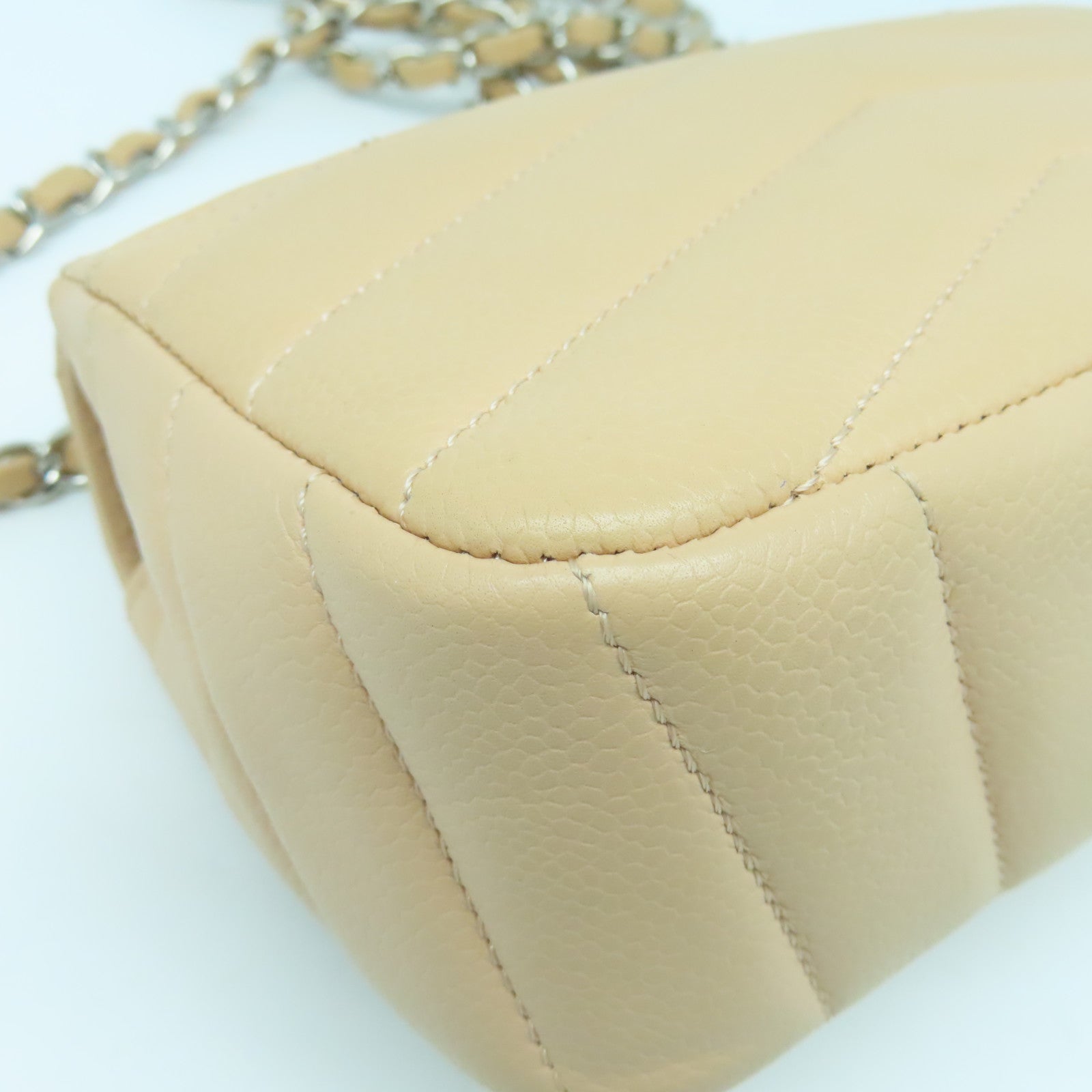 CHANEL 【激減優惠】斜紋牛皮皮革Chain Shoulder Bag銀扣鏈帶肩背袋米色