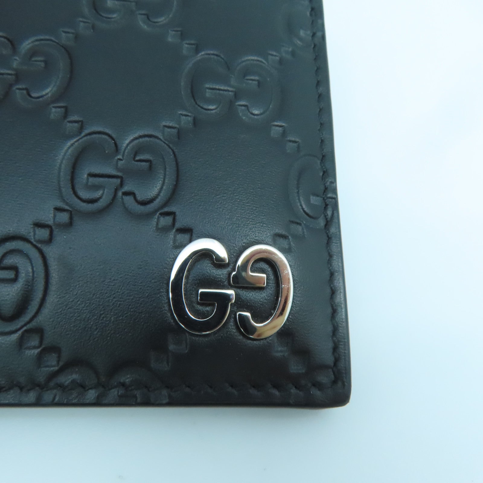 GUCCI 牛皮皮革Gucci Signature錢包黑色
