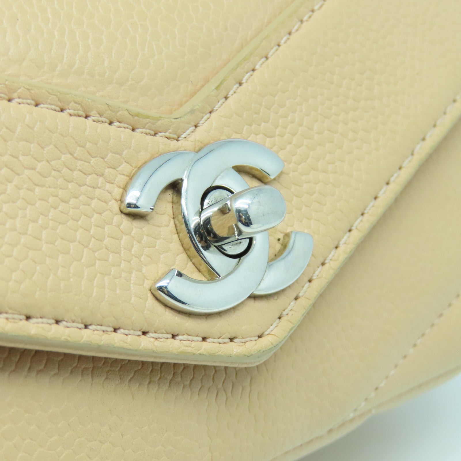 CHANEL 【激減優惠】斜紋牛皮皮革Chain Shoulder Bag銀扣鏈帶肩背袋米色