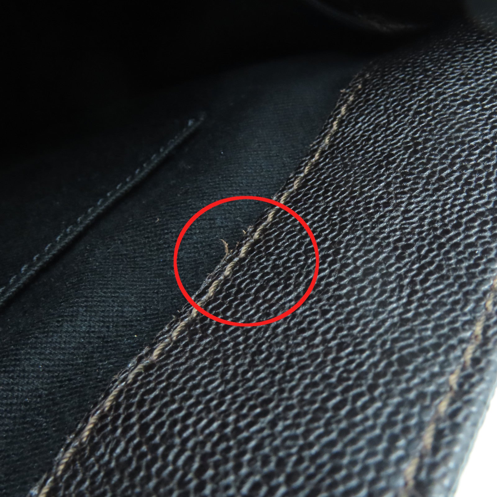 CHANEL Rhombus Caviar Leather 2.55 Silver Buckle Shoulder Bag Dark Brown