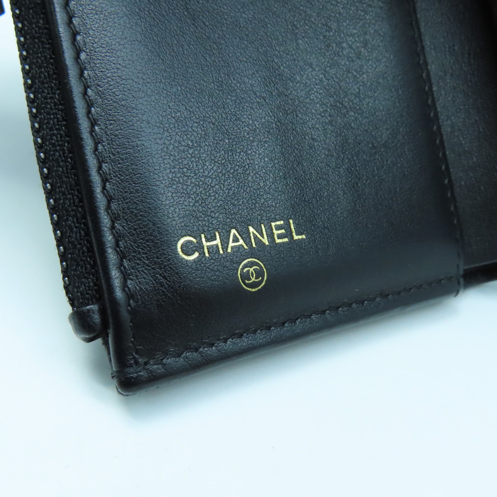 CHANEL 菱格牛皮皮革Boy Wallet金扣錢包黑色