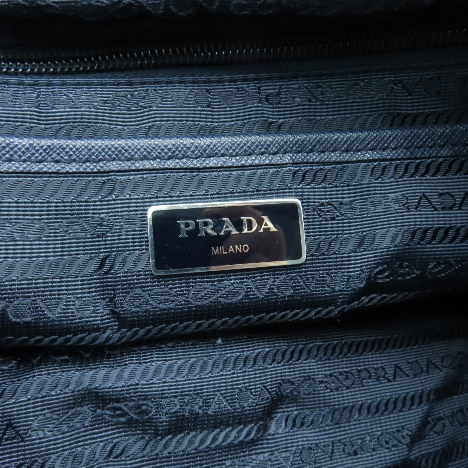 PRADA 尼龙Backpack银扣背包深蓝色
