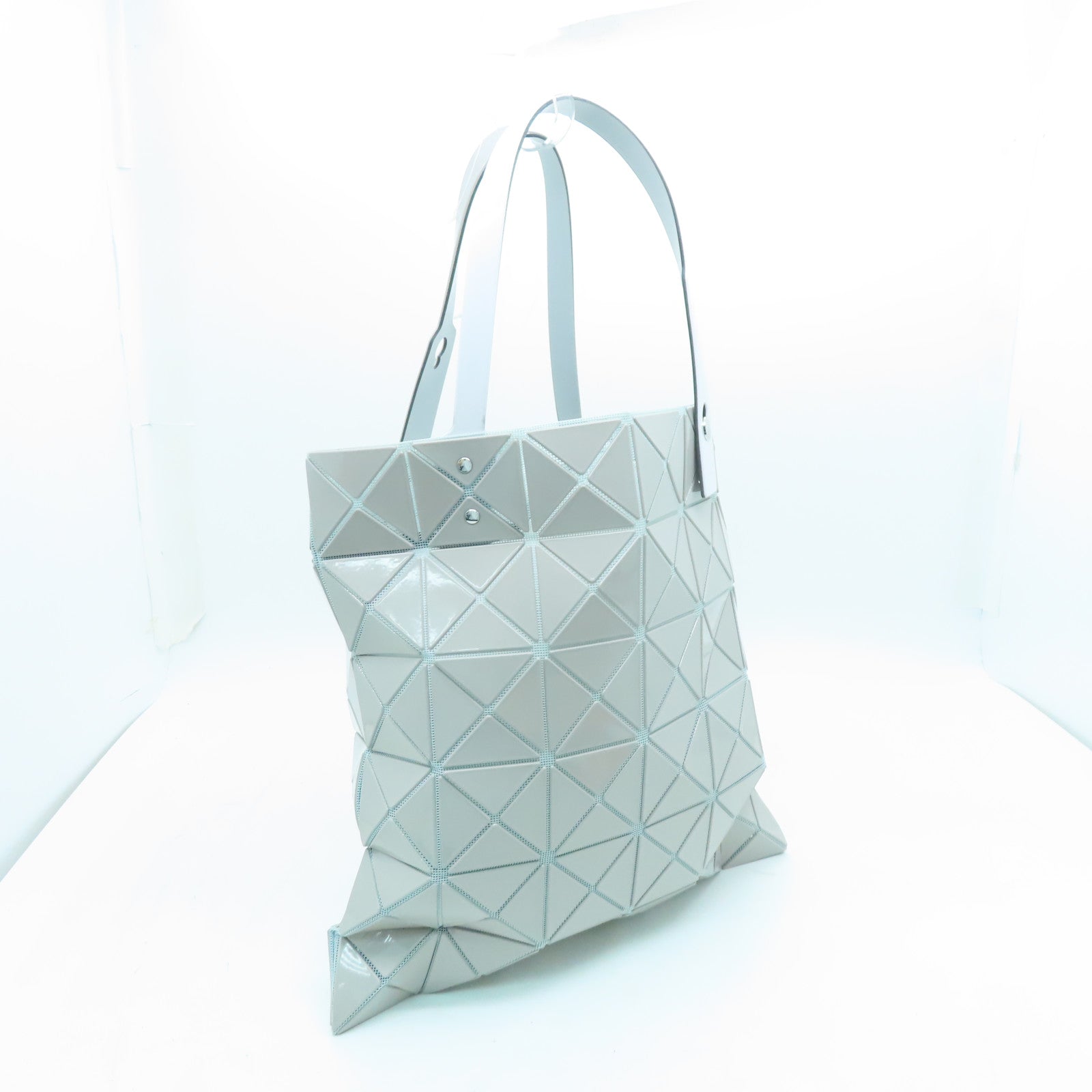 ISSEY MIYAKE PVC Bao Bao银扣手挽袋灰色